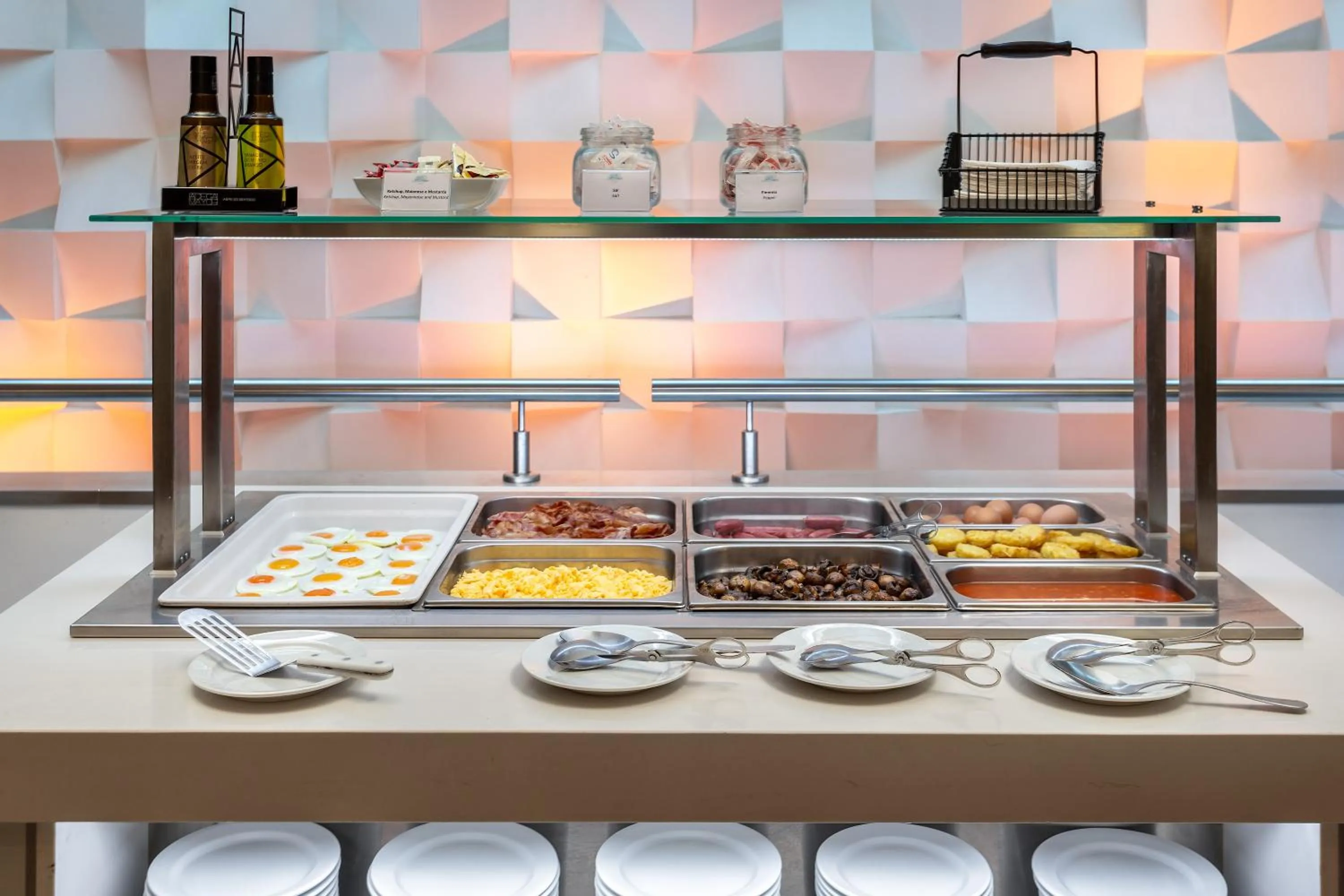 Breakfast in Hotel Baia