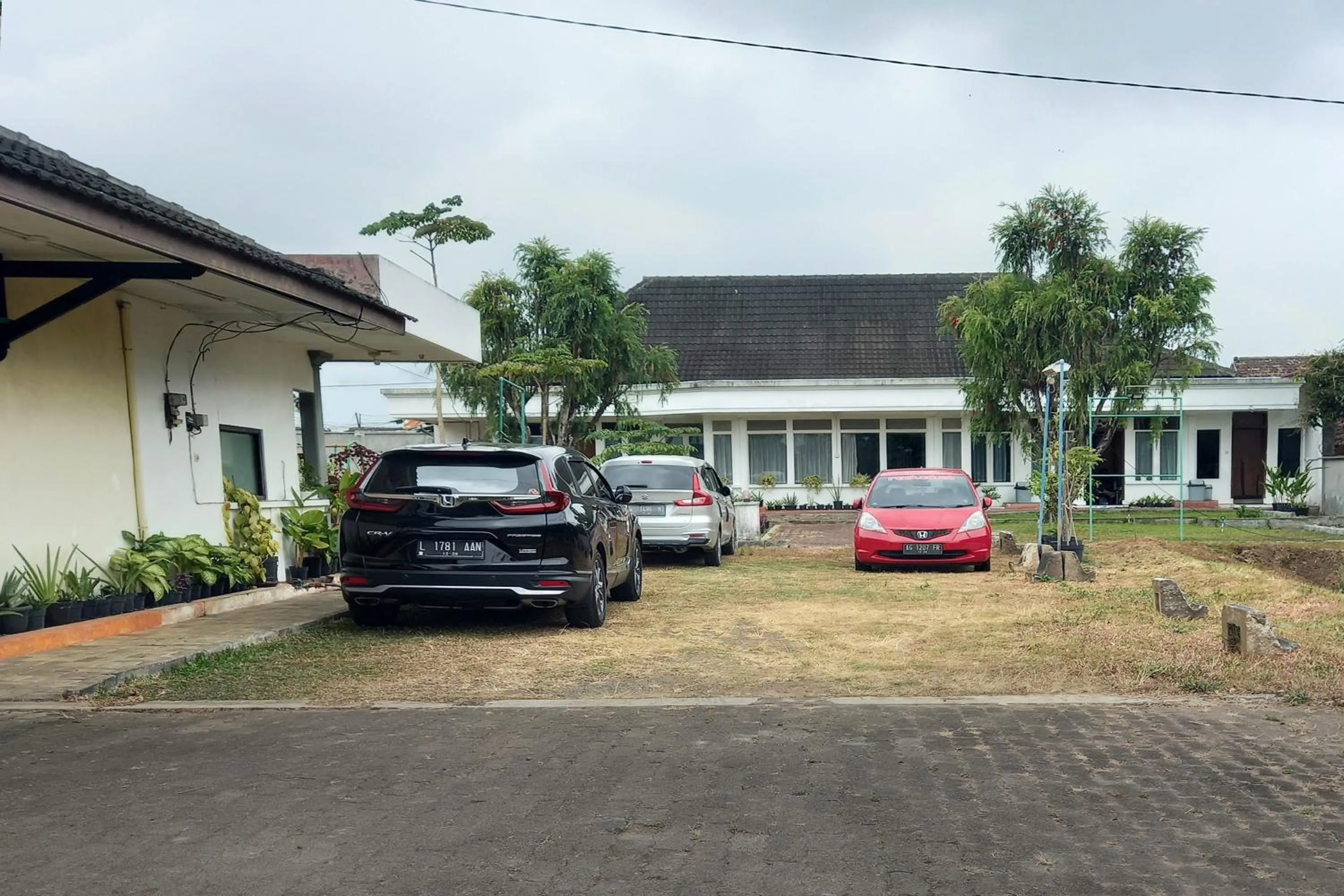 Property building in Vanda Villa Batu