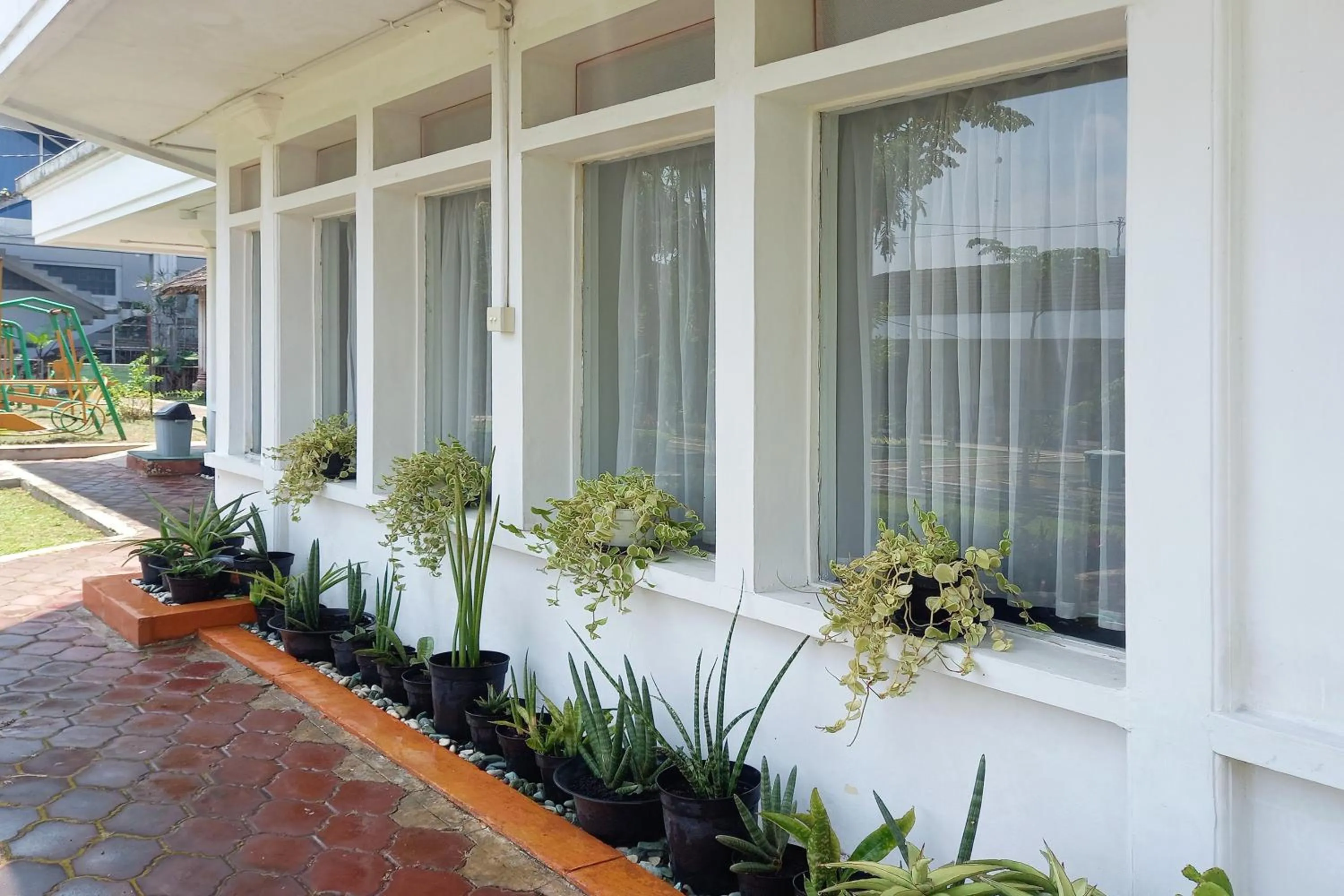 Property building in Vanda Villa Batu