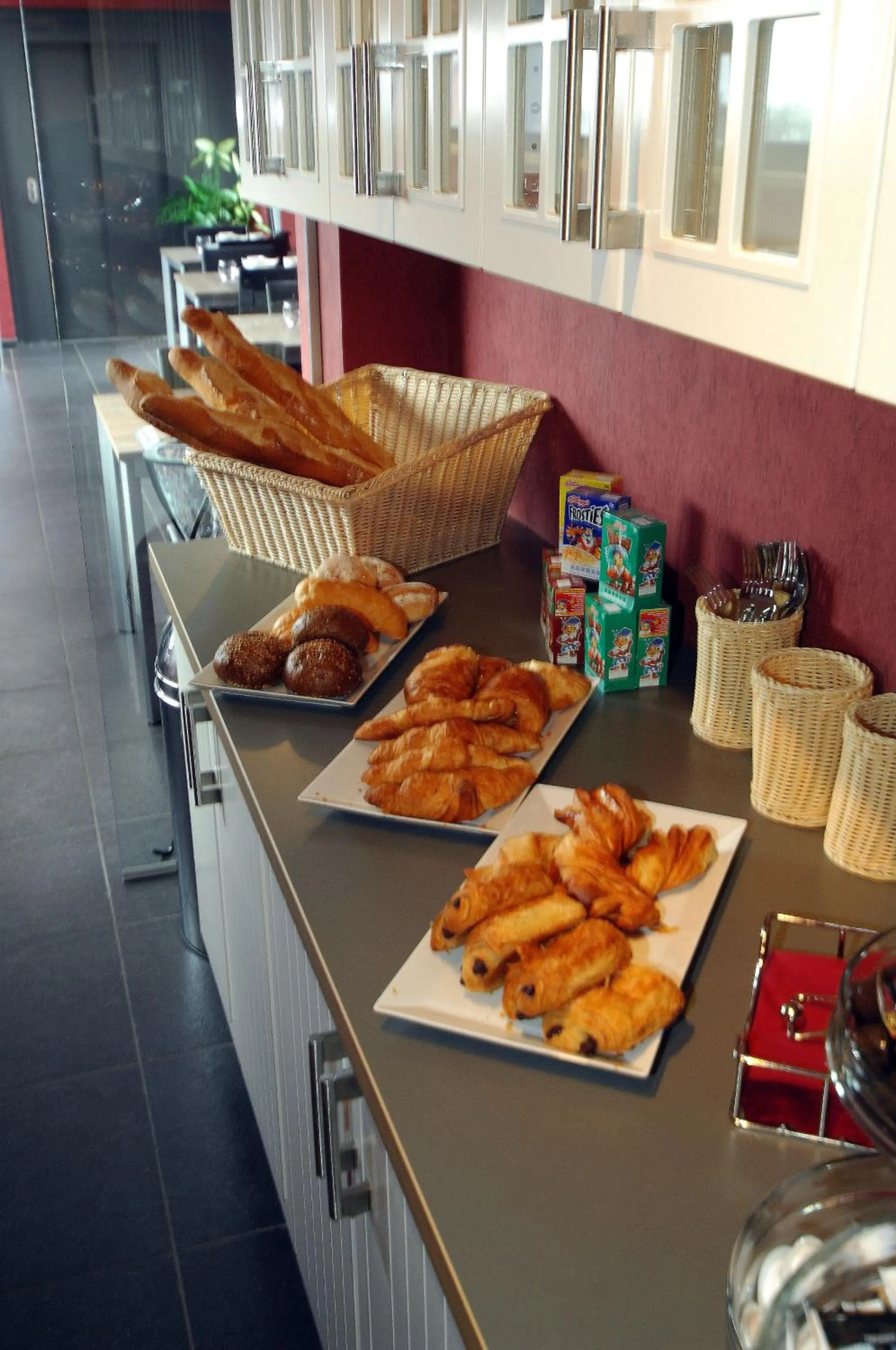 Restaurant/places to eat in Hôtel Le Saint Loup