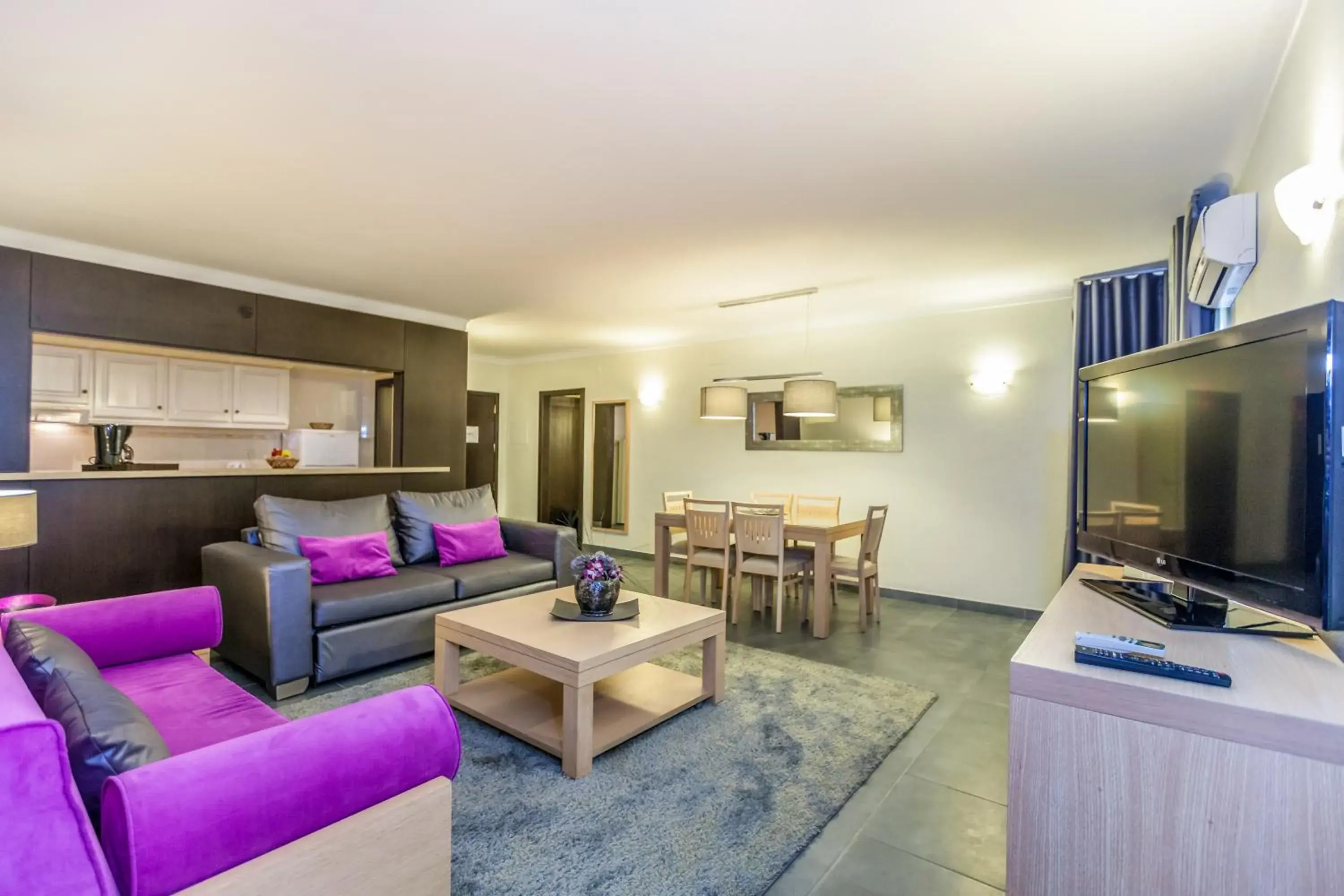 Living room in Santa Eulalia Hotel & Spa Living room in Santa Eulalia Hotel & Spa