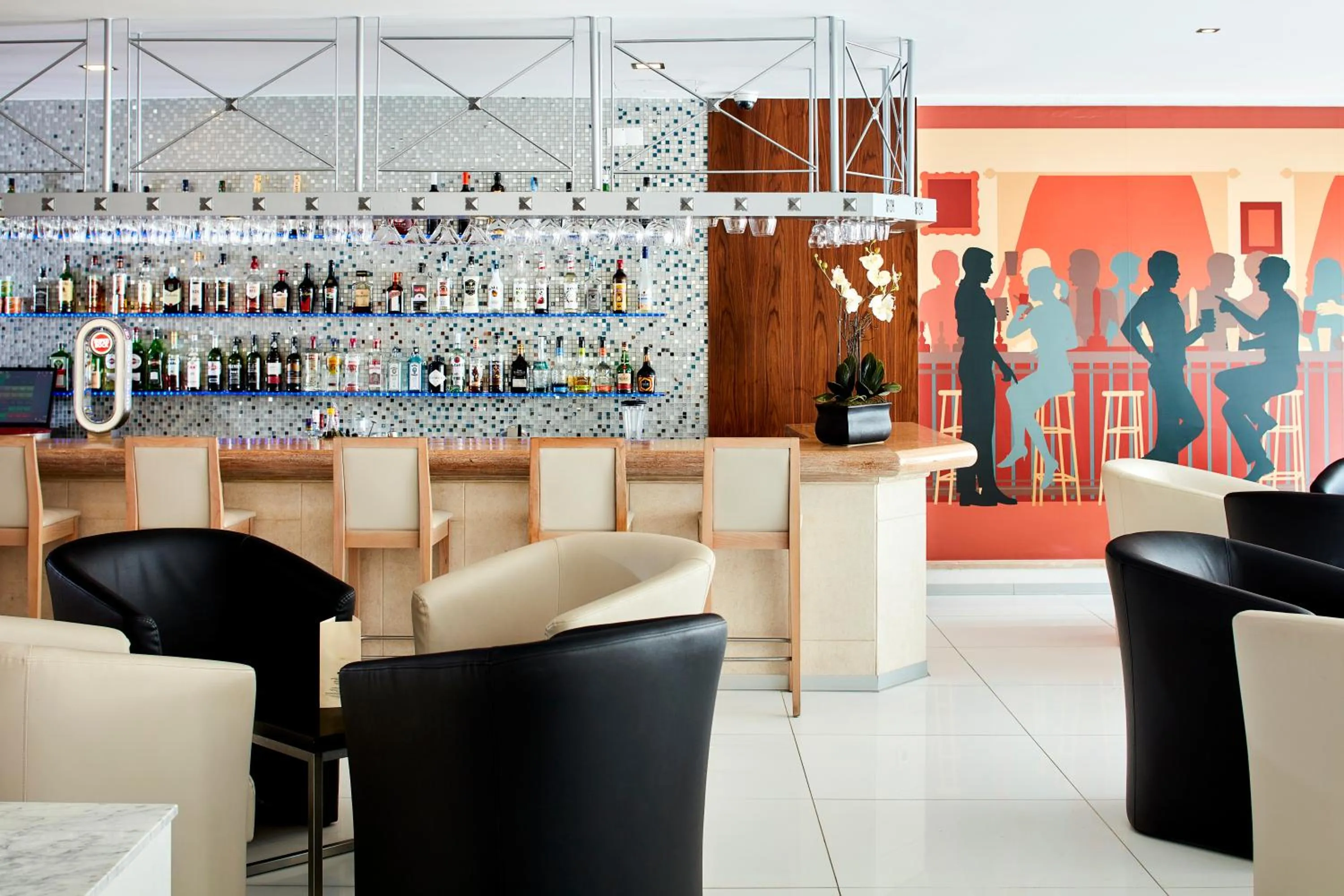 Lounge or bar in Santa Eulalia Hotel & Spa