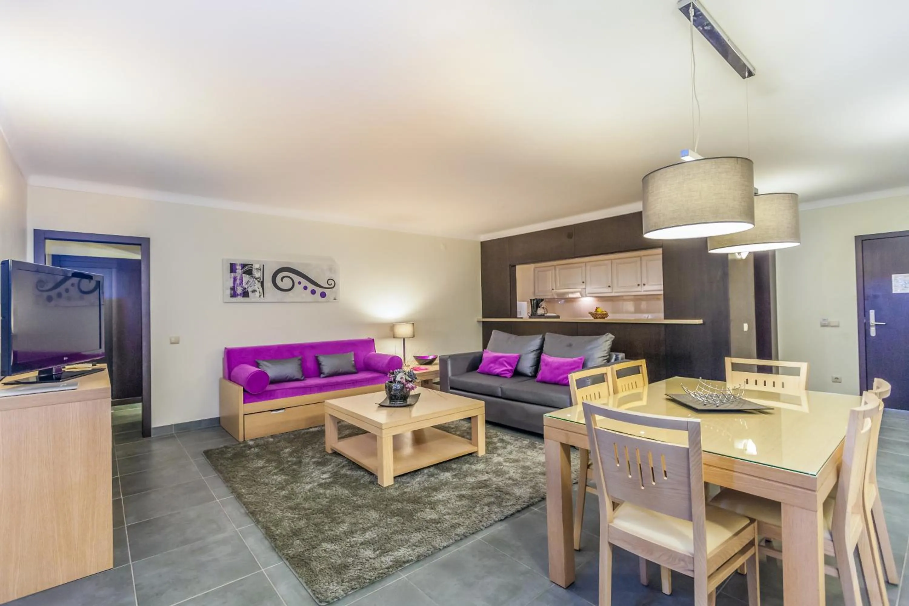 TV and multimedia in Santa Eulalia Hotel & Spa