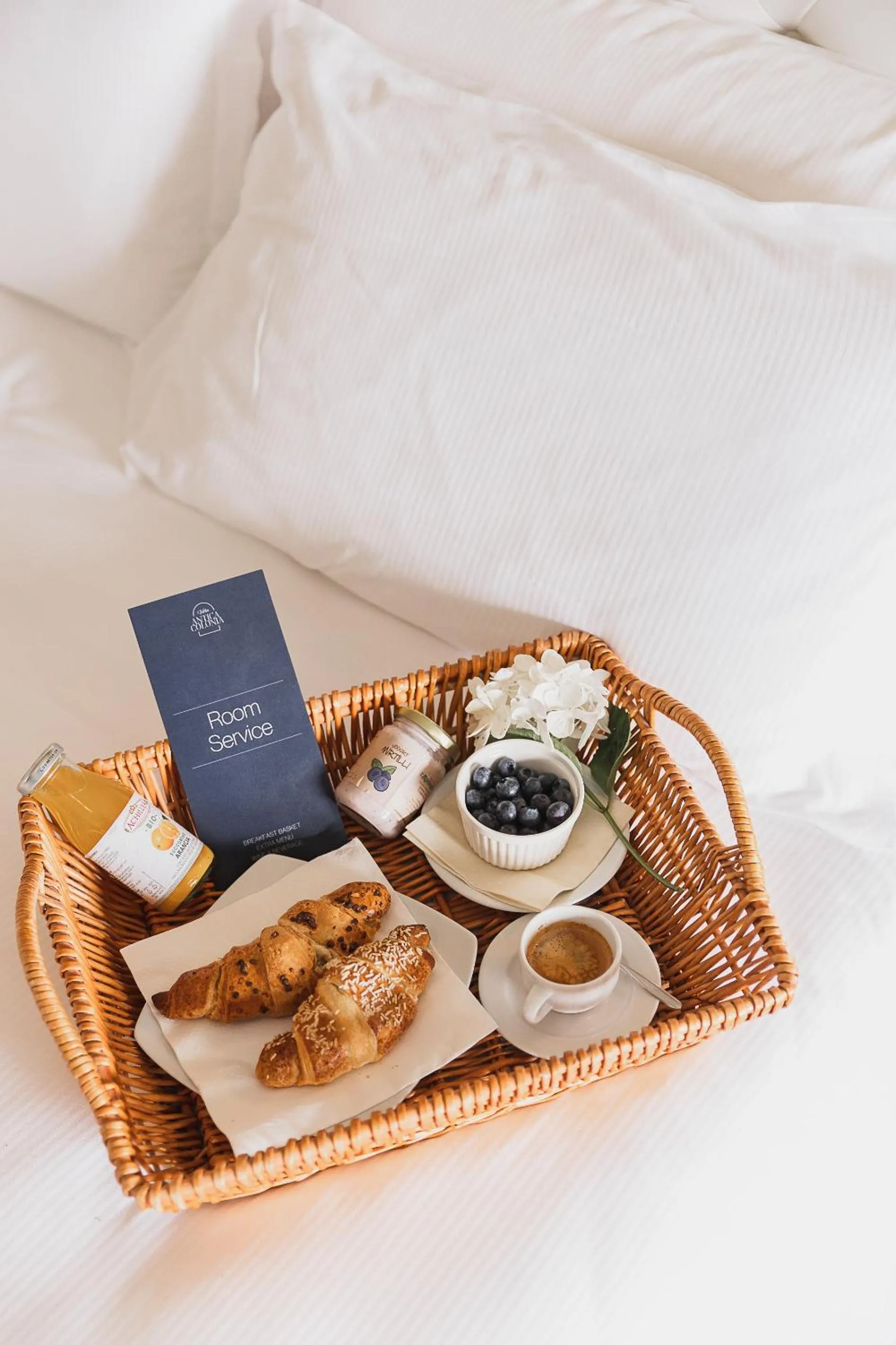 Food and drinks, Bed in Villa Antica Colonia SPA & Wellness