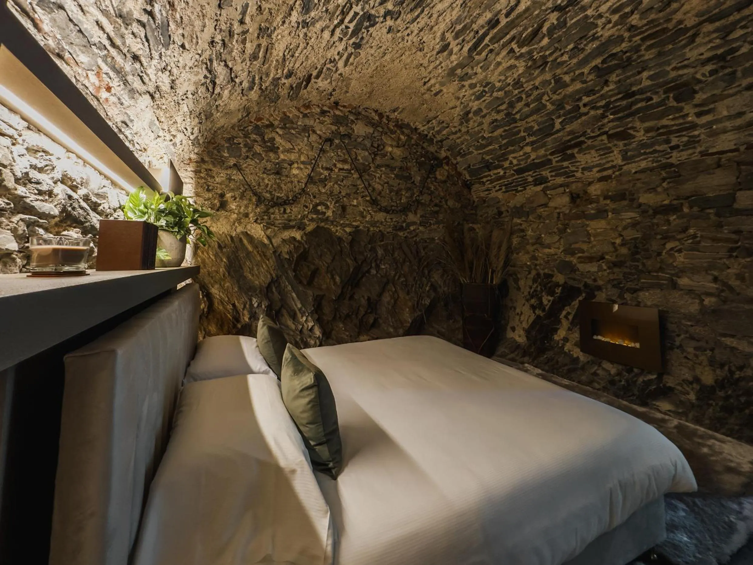 Bed in Villa Antica Colonia SPA & Wellness