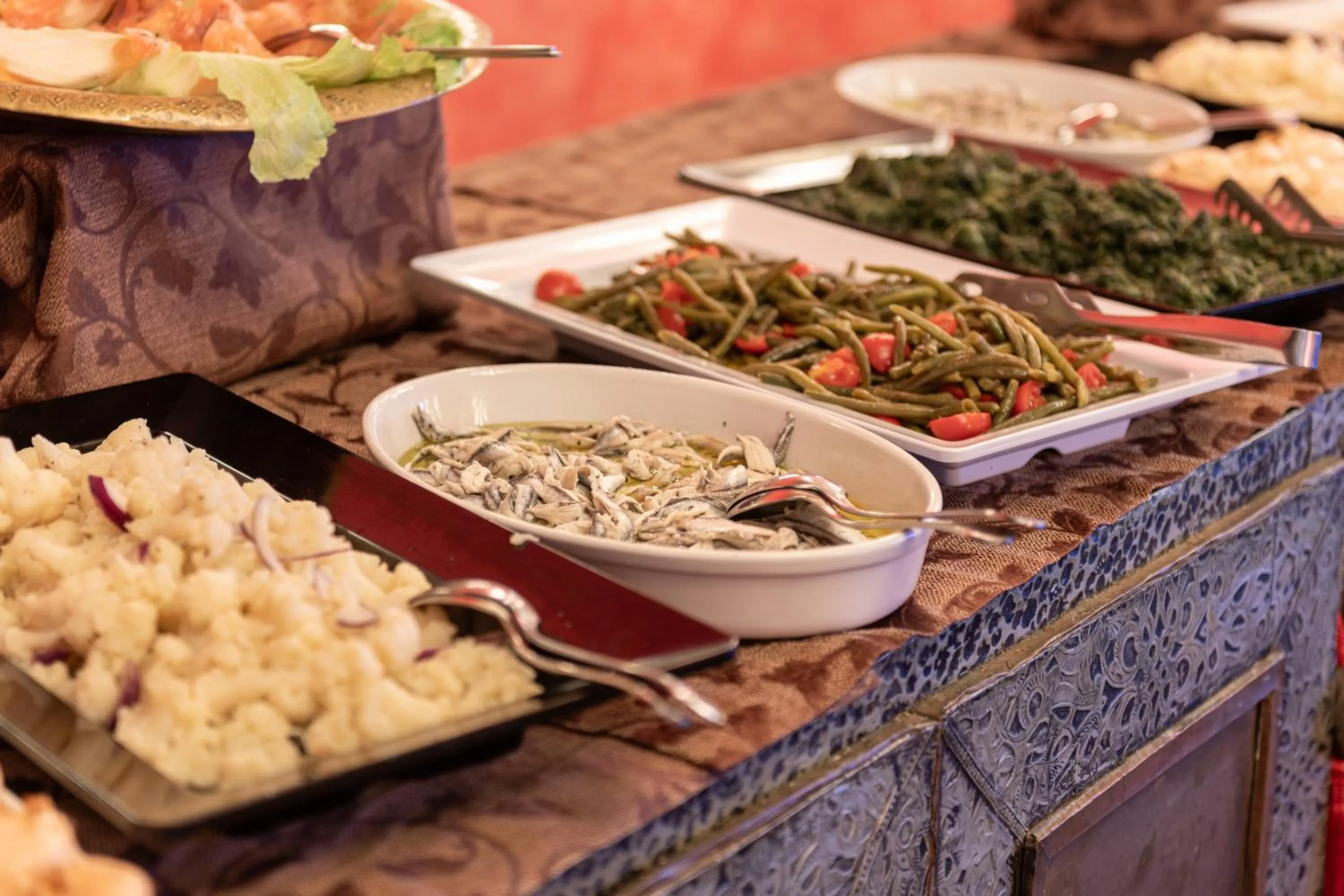 Food in Amareclub Baia Dei Turchi Resort - Adults Only