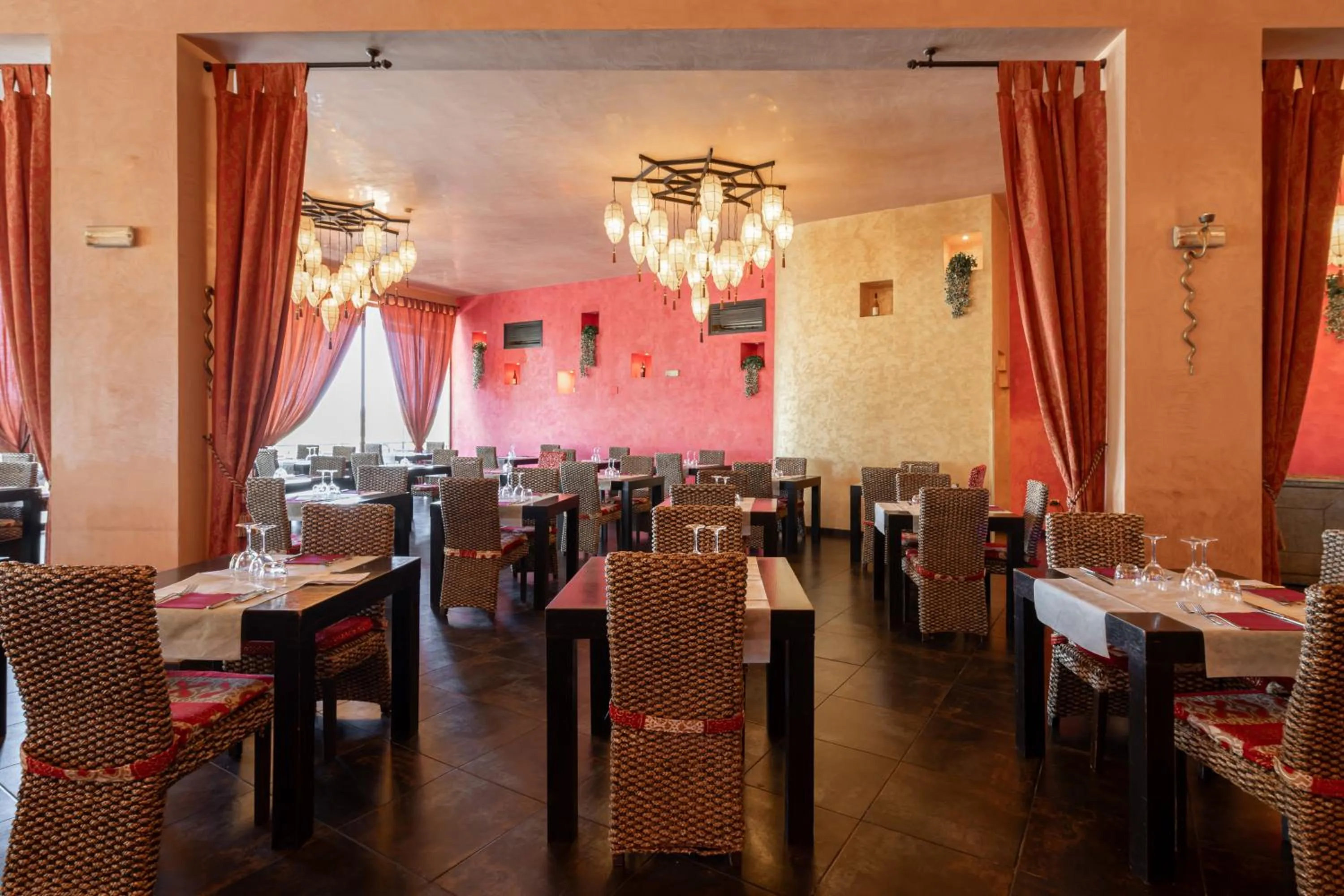 Restaurant/places to eat in Amareclub Baia Dei Turchi Resort - Adults Only