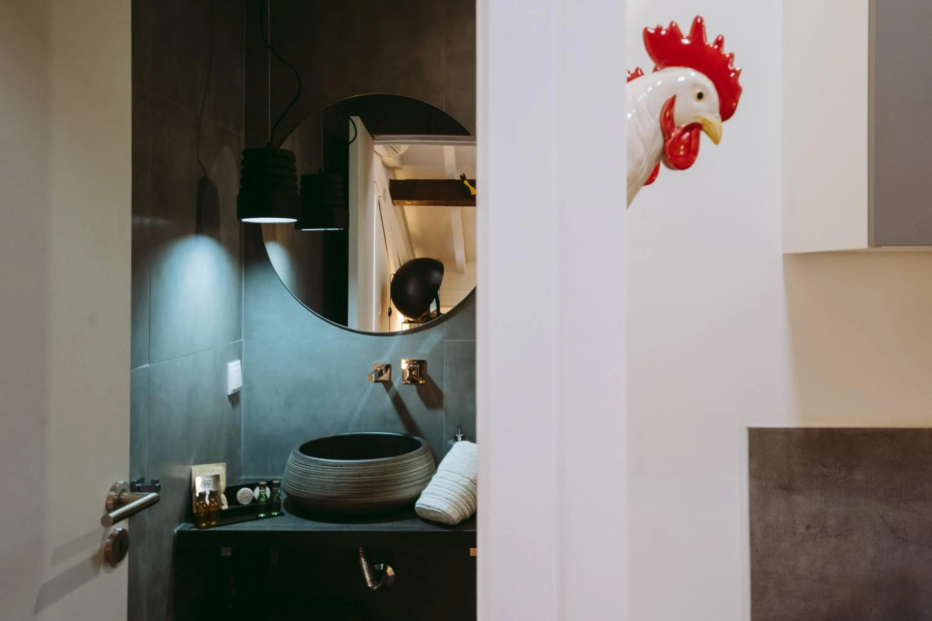 Bathroom in 19 Tile Ceramic Concept - by Unlock Hotels