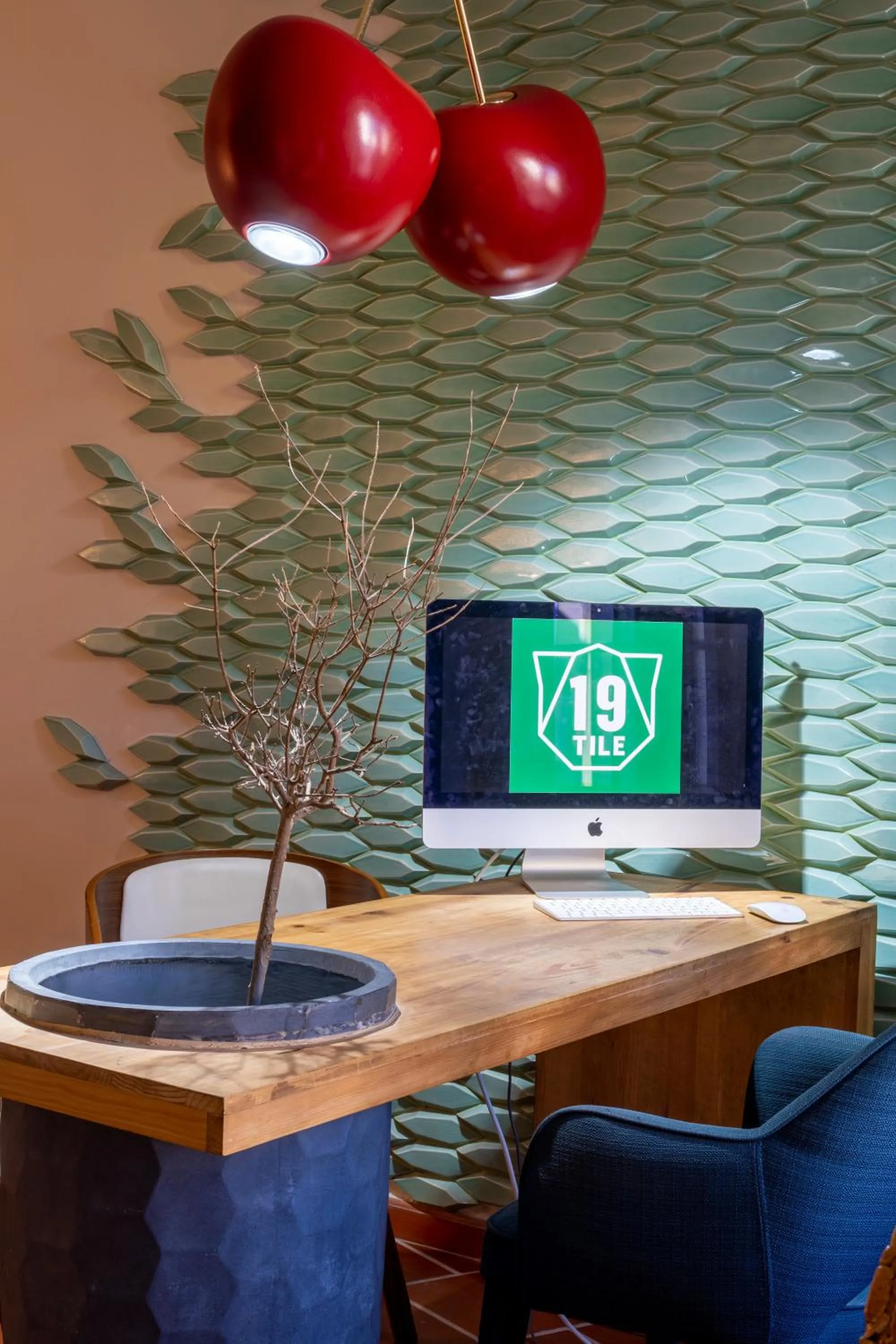 concierge in 19 Tile Ceramic Concept - by Unlock Hotels