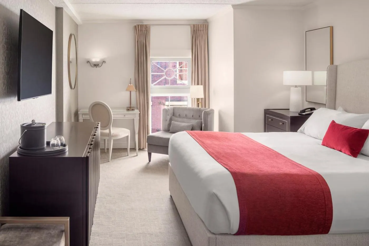 TV and multimedia, Bed in Portland Regency Hotel & Spa