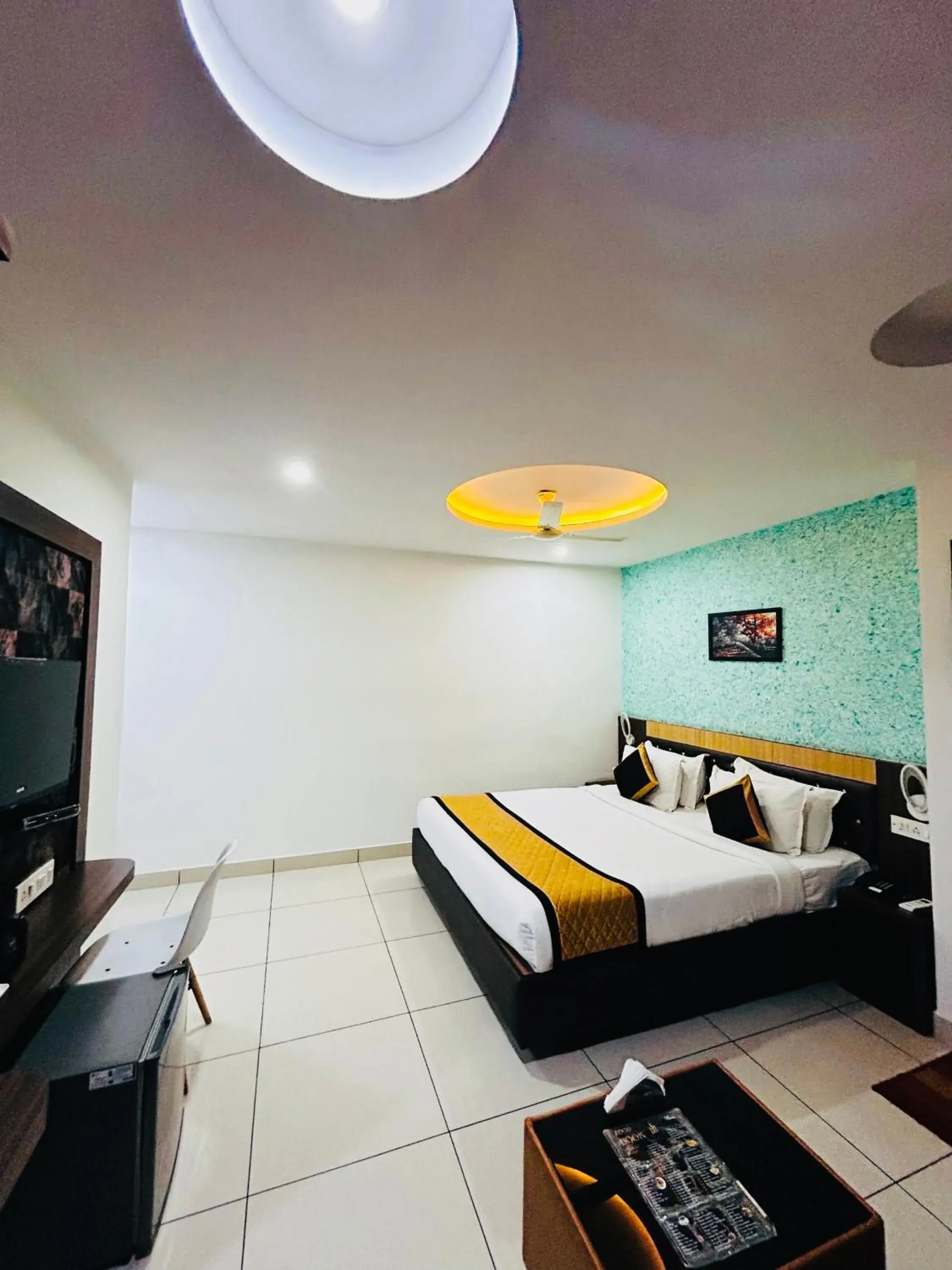 Superior Double Room in The Porch Inn Hotel & Service Apartments Near Nimhans Hospital Superior Double Room in The Porch Inn Hotel & Service Apartments Near Nimhans Hospital