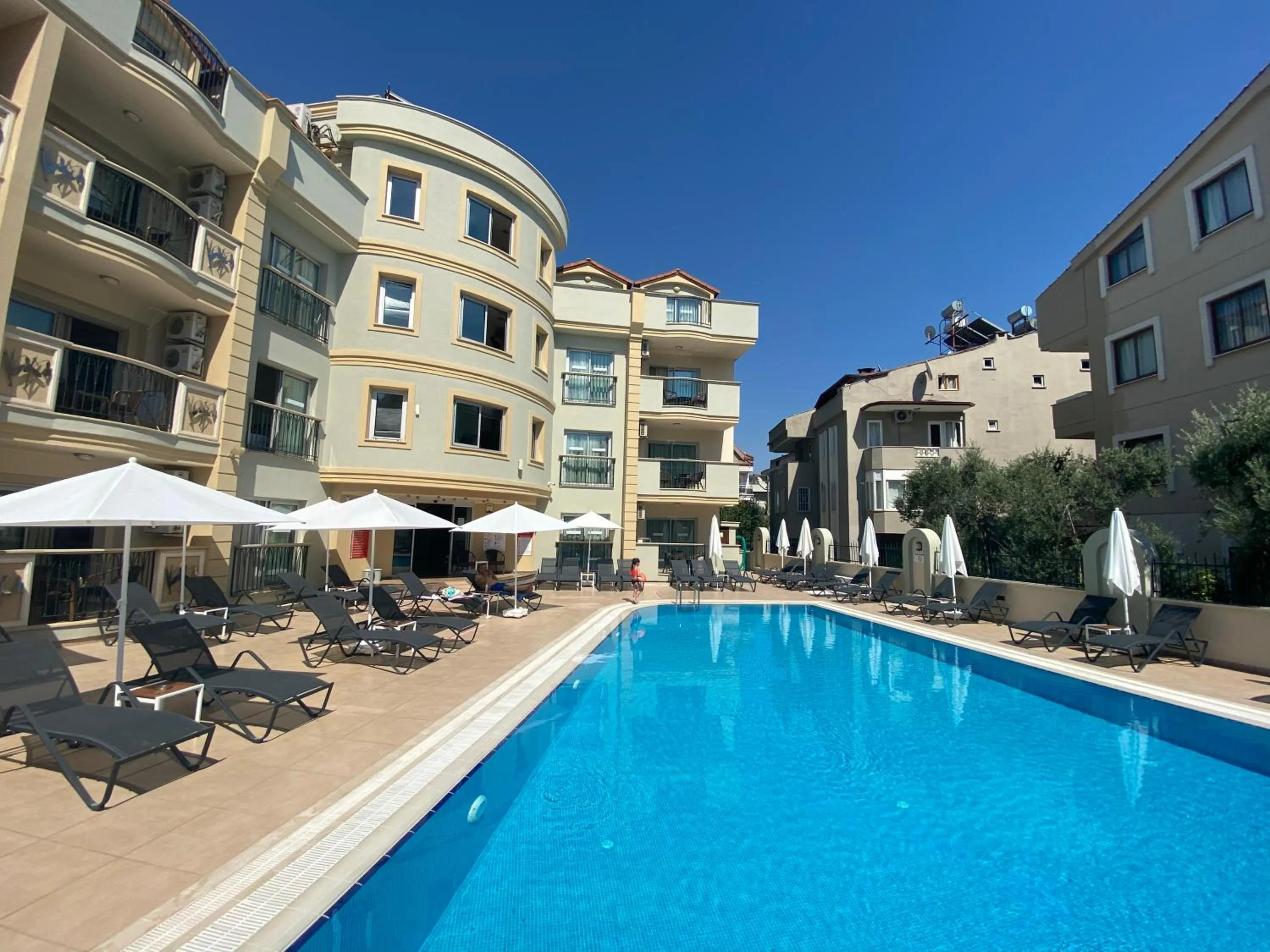 Club Karakas Apart Otel