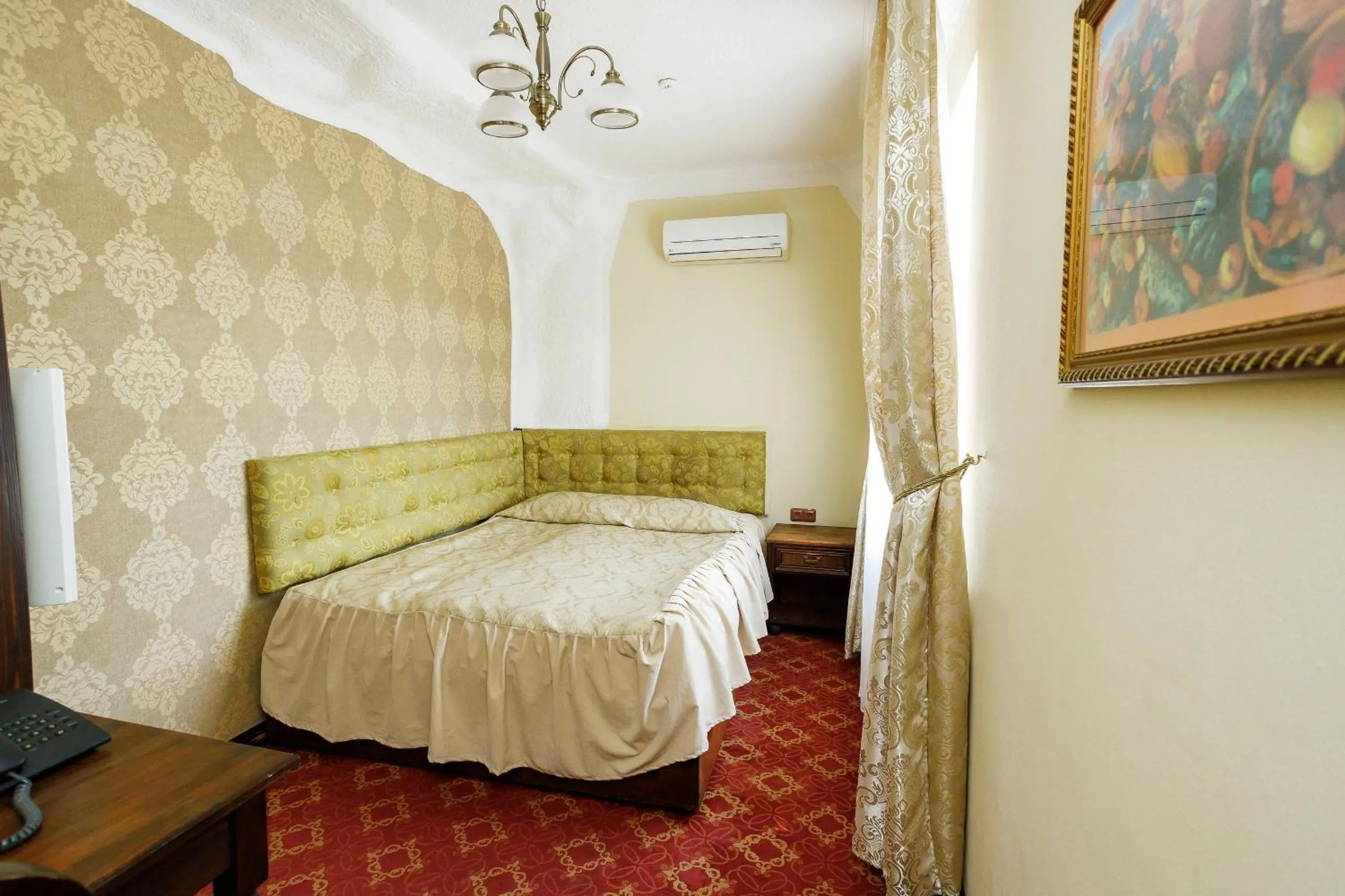Budget Double Room in Hotel Kilikiya