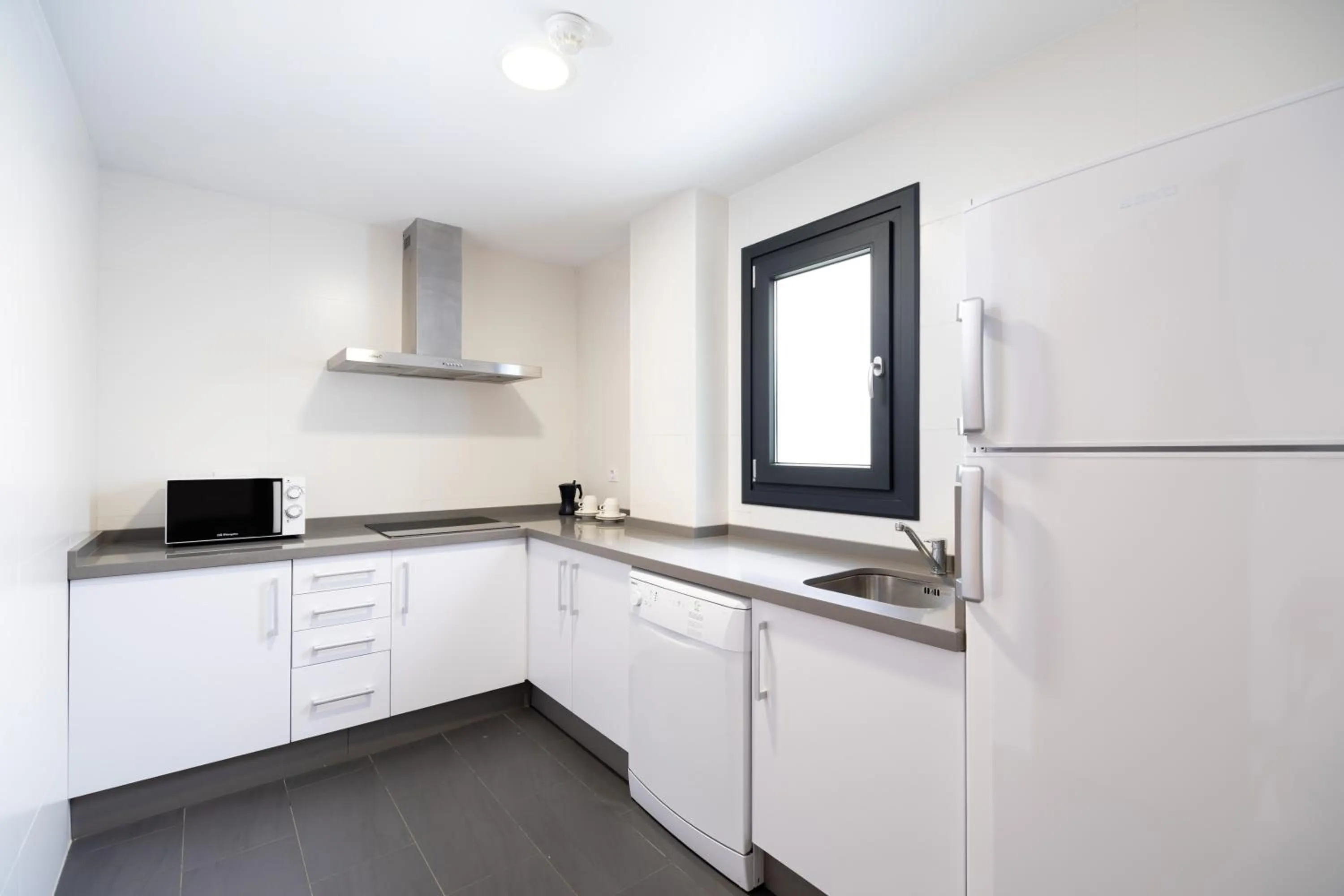 Day in Complejo Al Sur - by Grupo Tribu