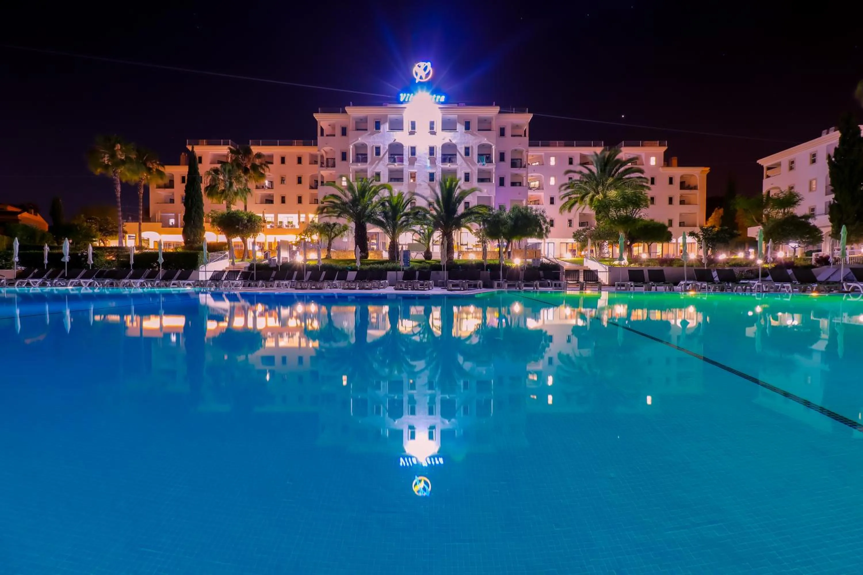 Swimming pool in Vila Petra