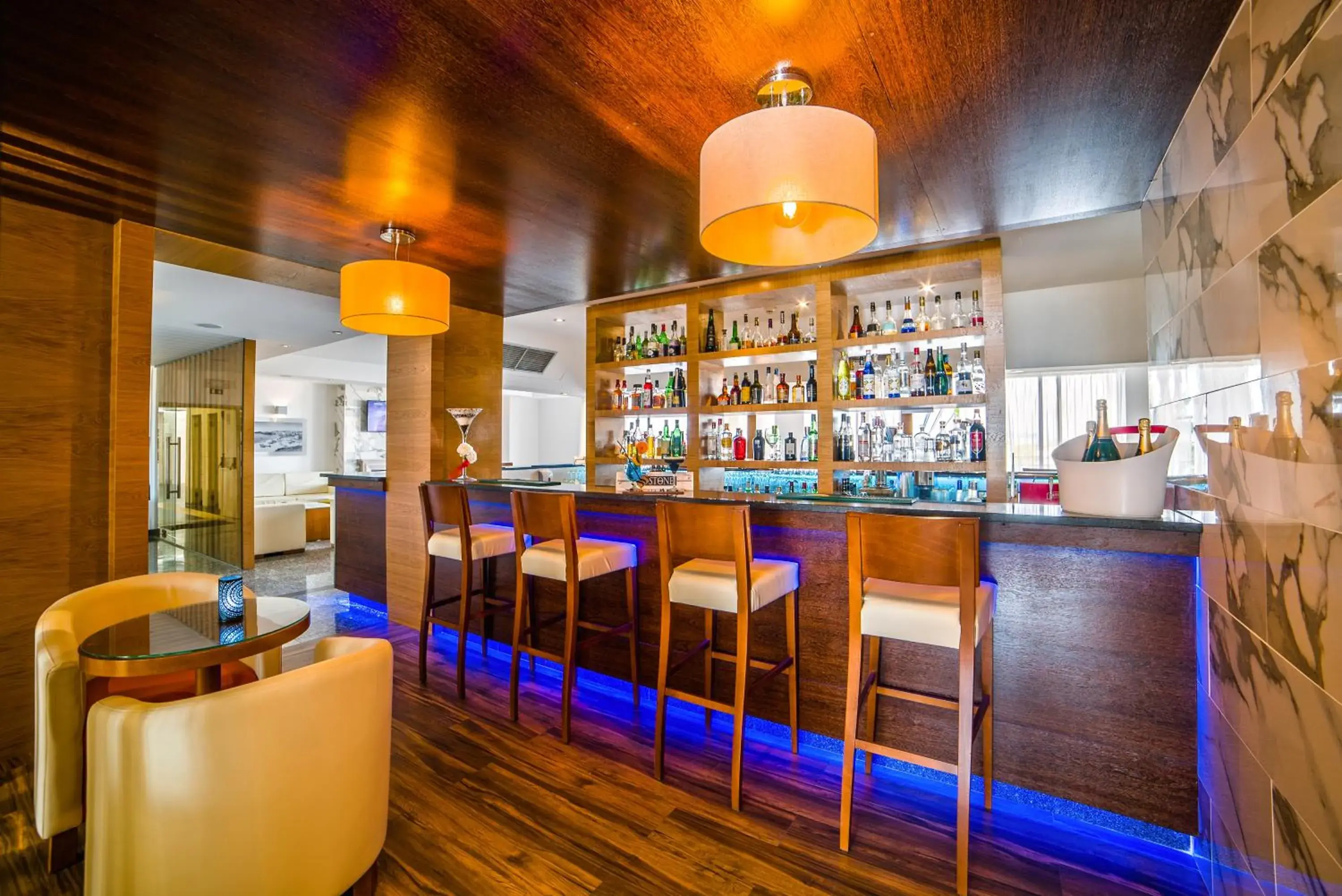 Lounge or bar in Vila Petra Lounge or bar in Vila Petra