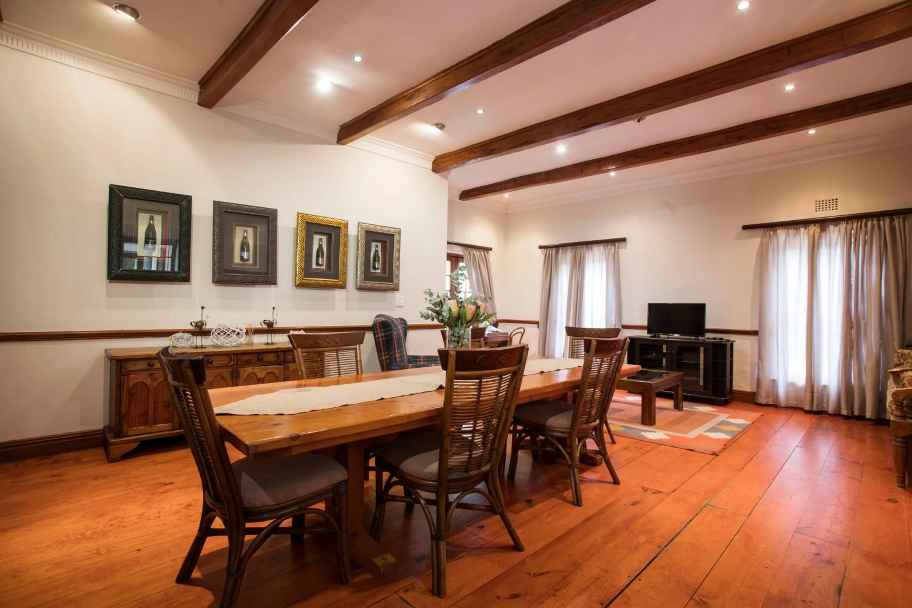 The Country Guesthouse