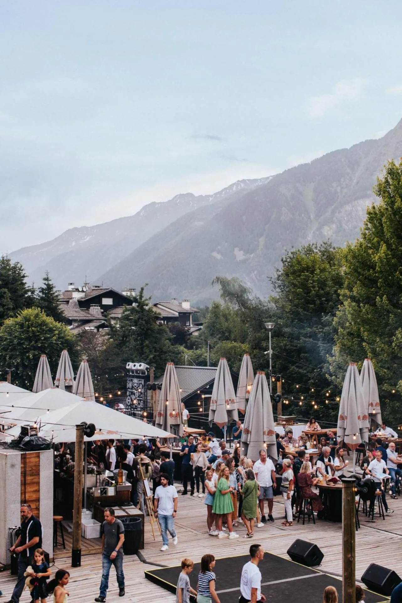Patio in La Folie Douce Hotels Chamonix