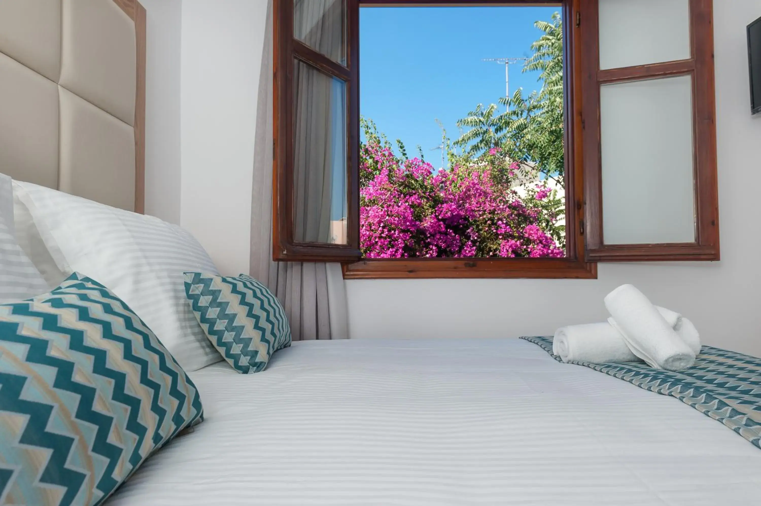 One-Bedroom Apartment in Pallazzo Fortezza One-Bedroom Apartment in Pallazzo Fortezza