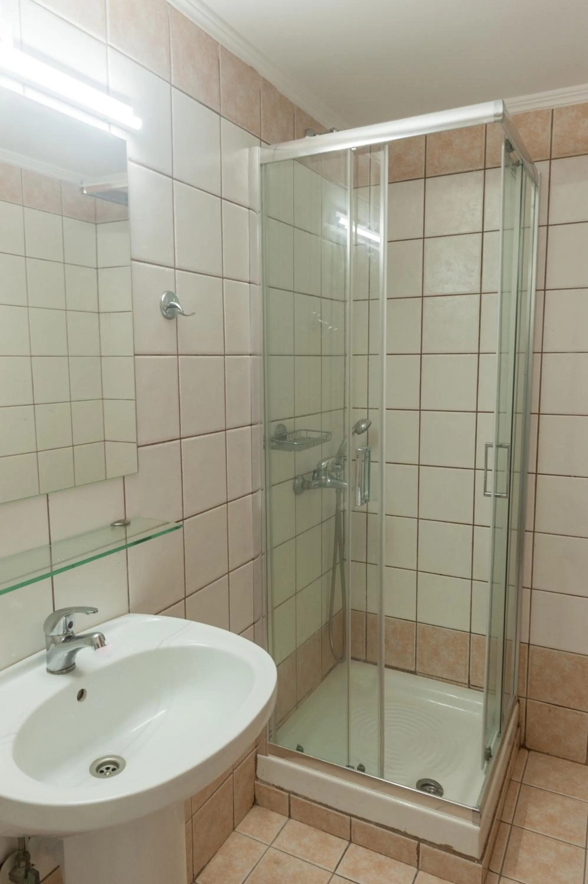 Shower in Pallazzo Fortezza