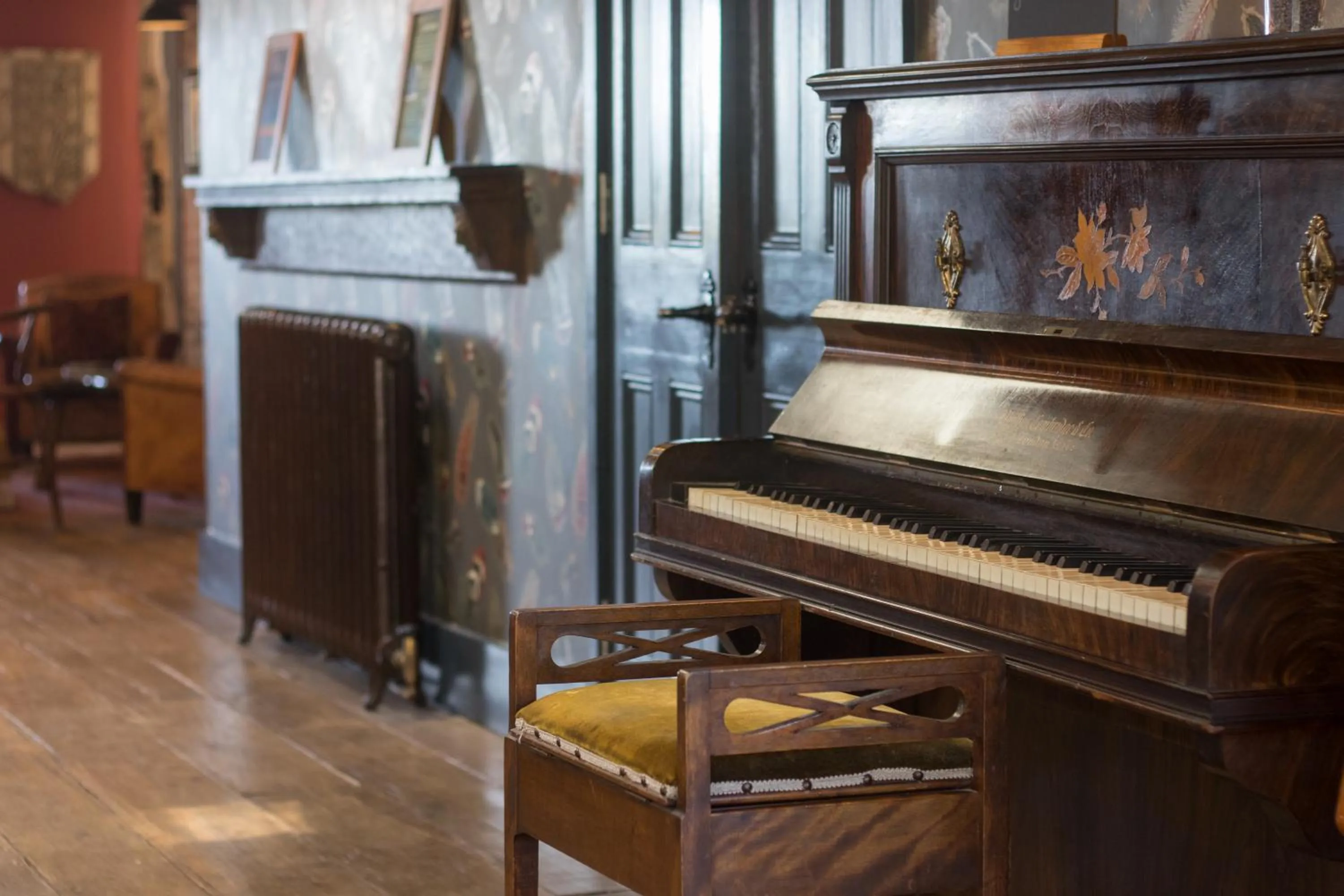 Restaurant/places to eat in The Brisley Bell