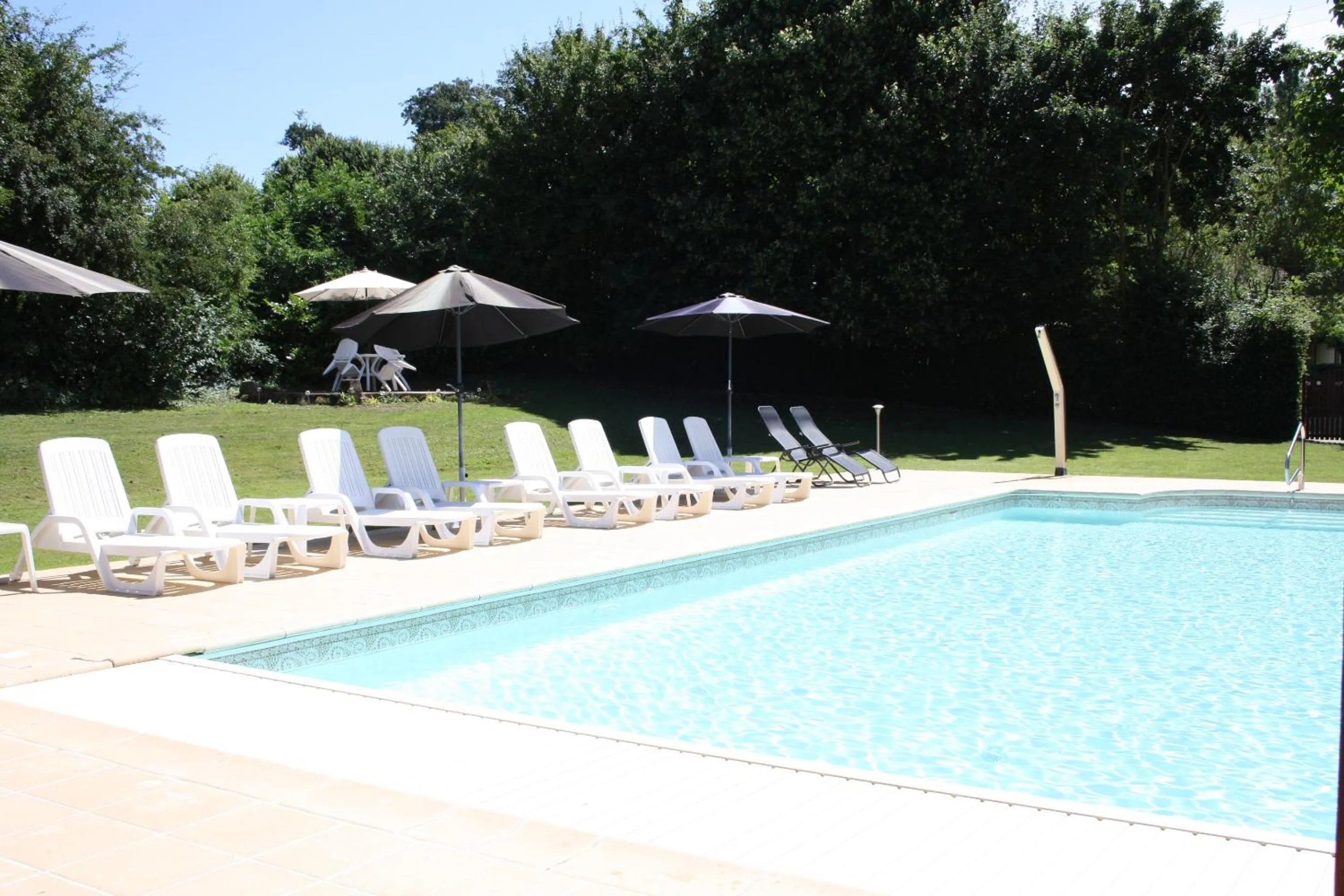 Pool view in Manoir de la Basse-Cour