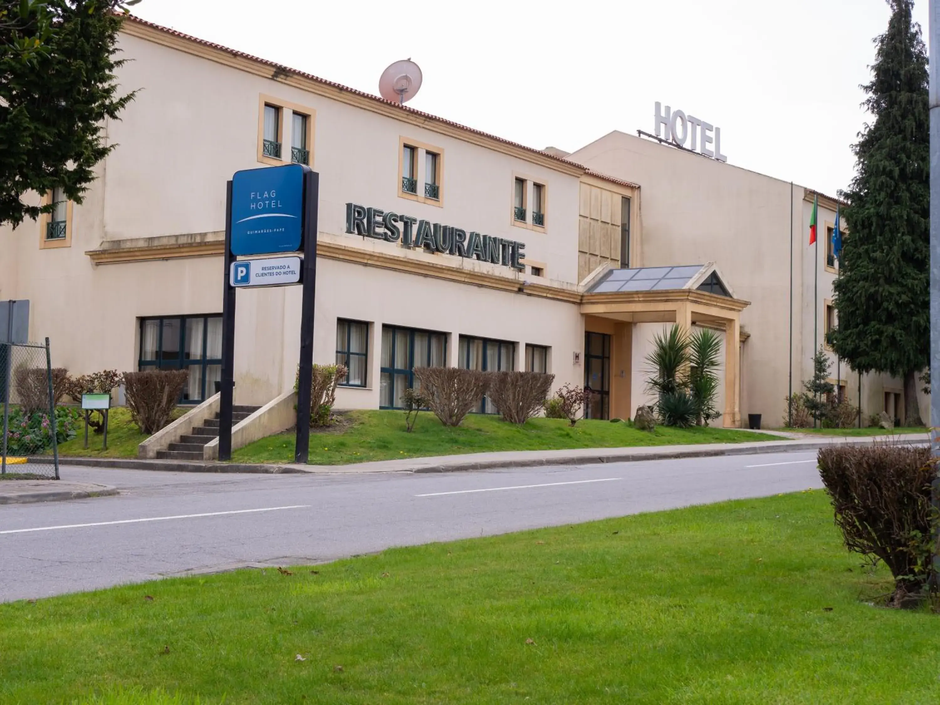 Property building in Flag Hotel Guimarães Fafe Property building in Flag Hotel Guimarães Fafe