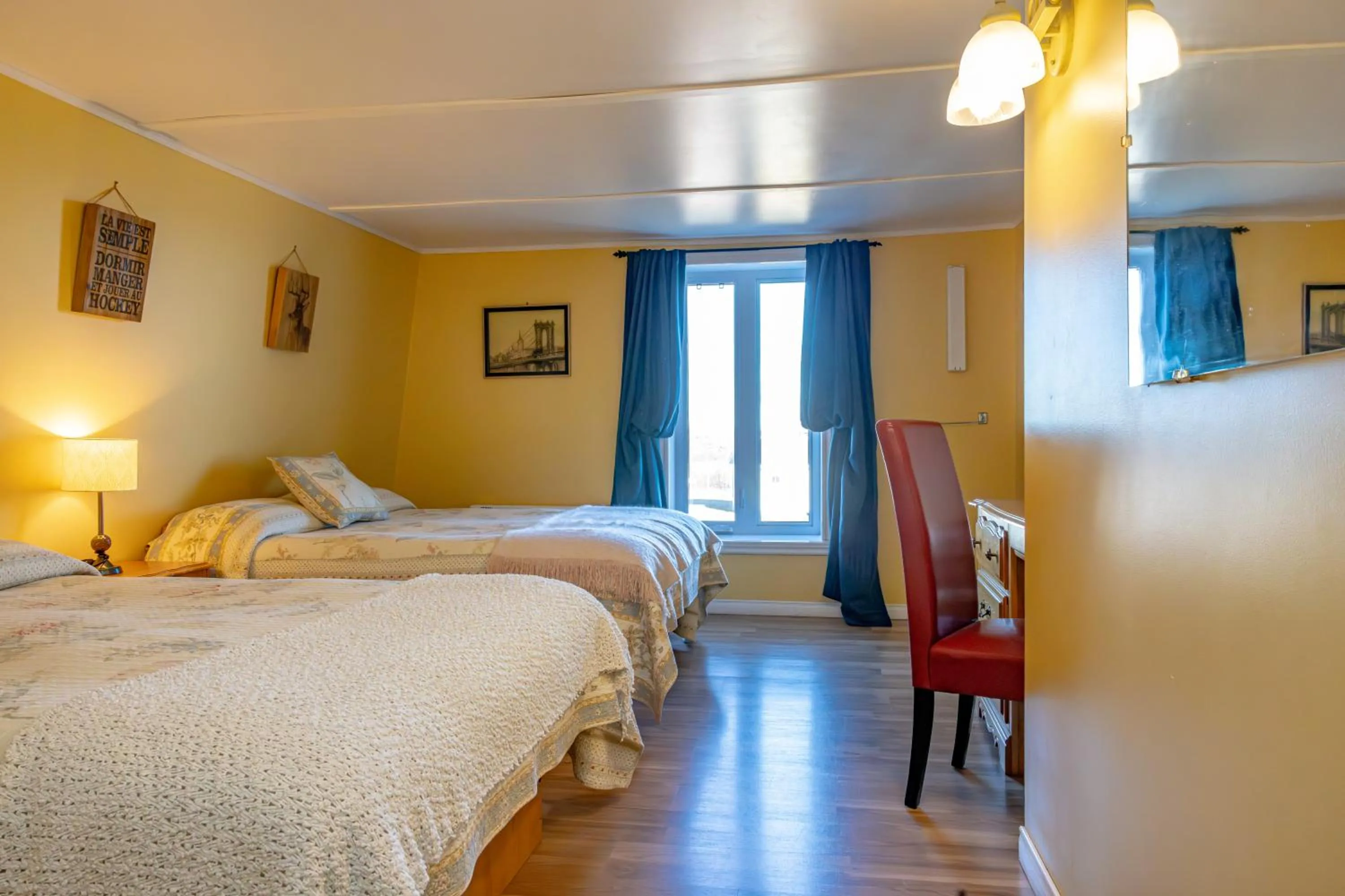 Photo of the whole room, Bed in Gite la Maison Rochefort