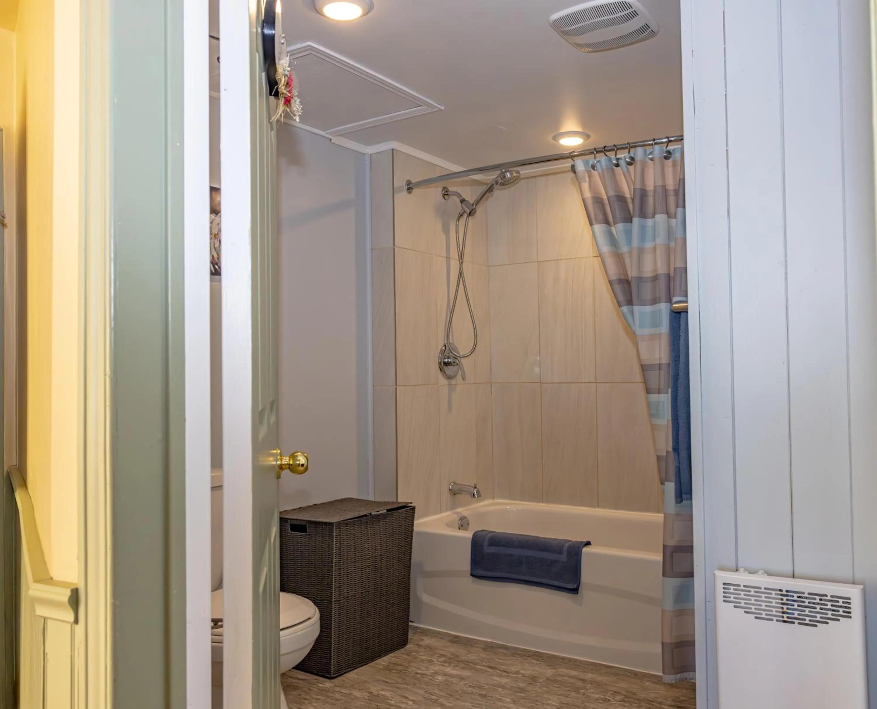 Bathroom in Gite la Maison Rochefort