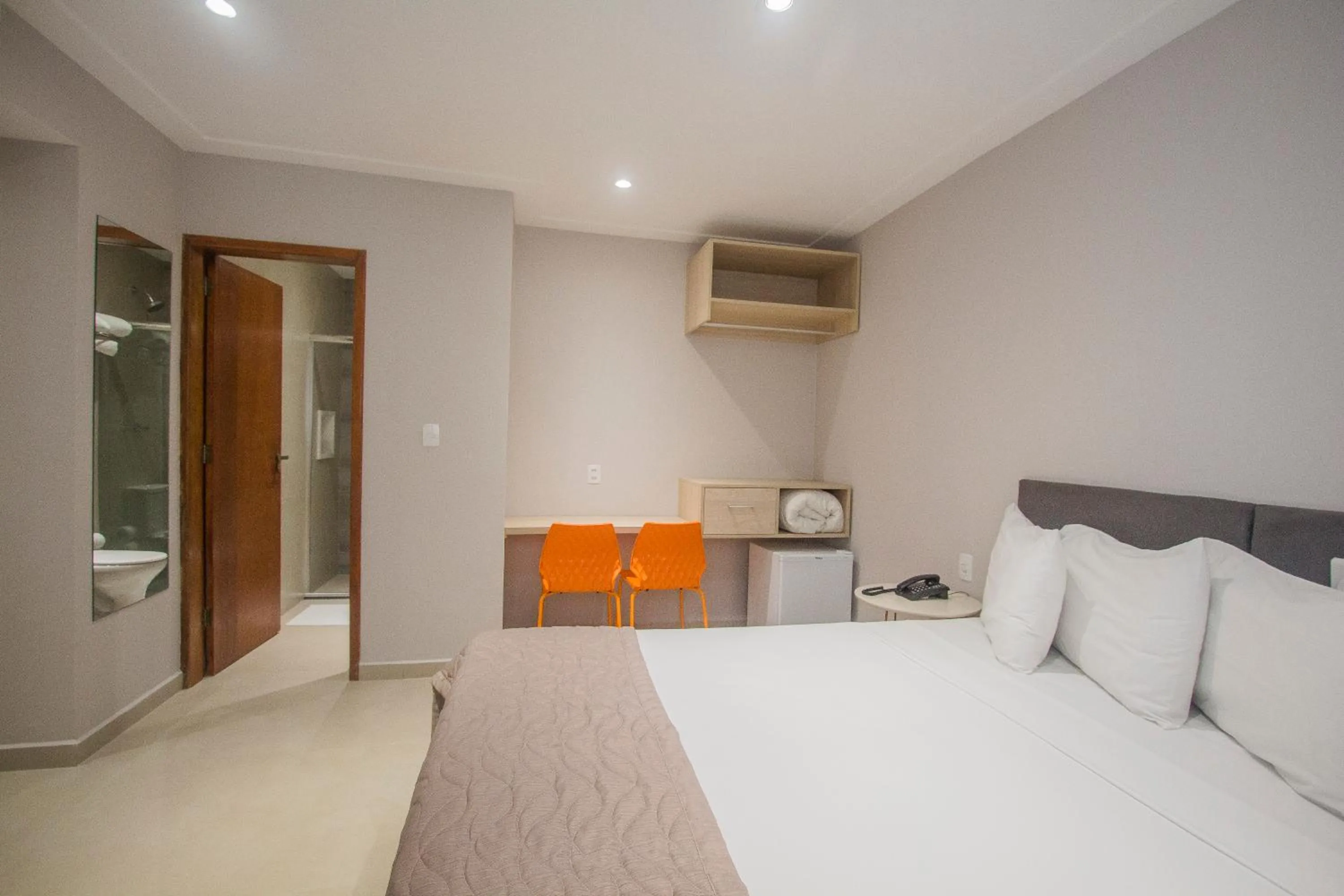 Bed in Ilha Porchat Hotel