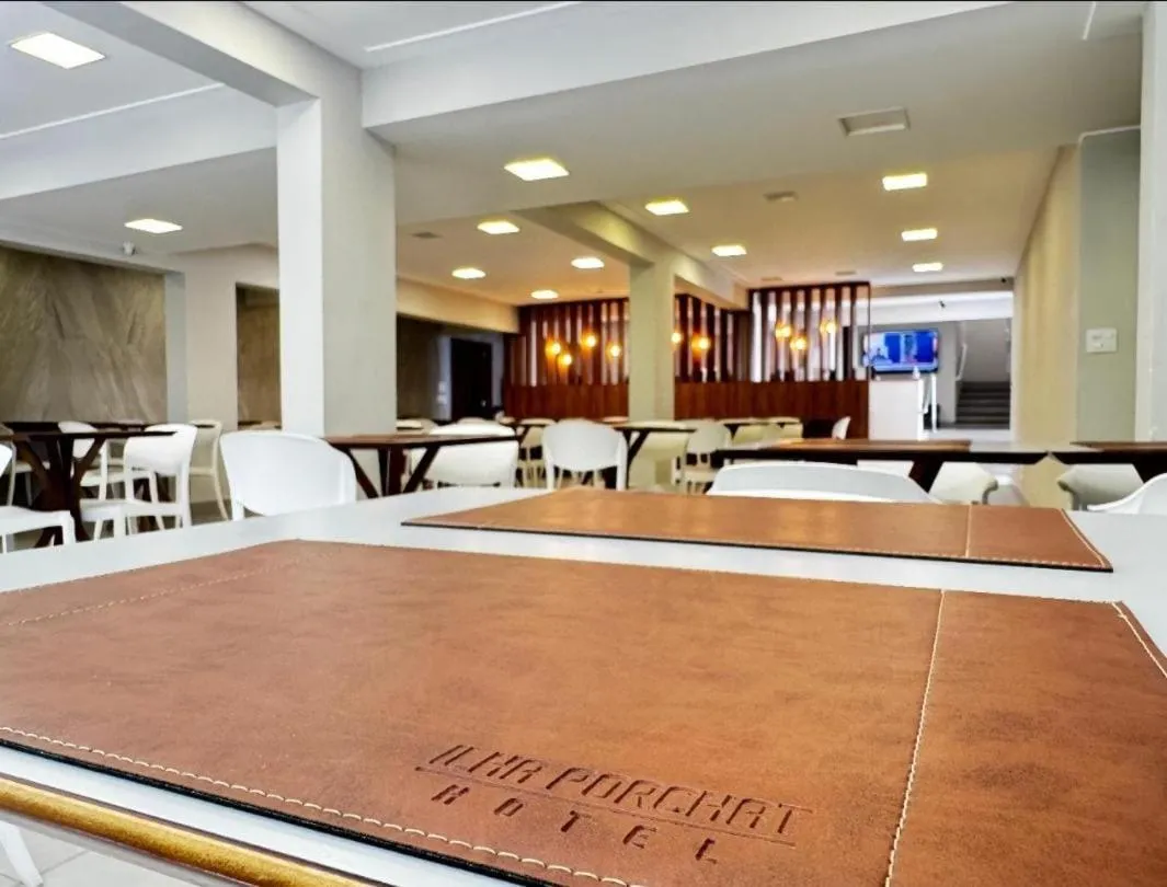 Restaurant/places to eat in Ilha Porchat Hotel