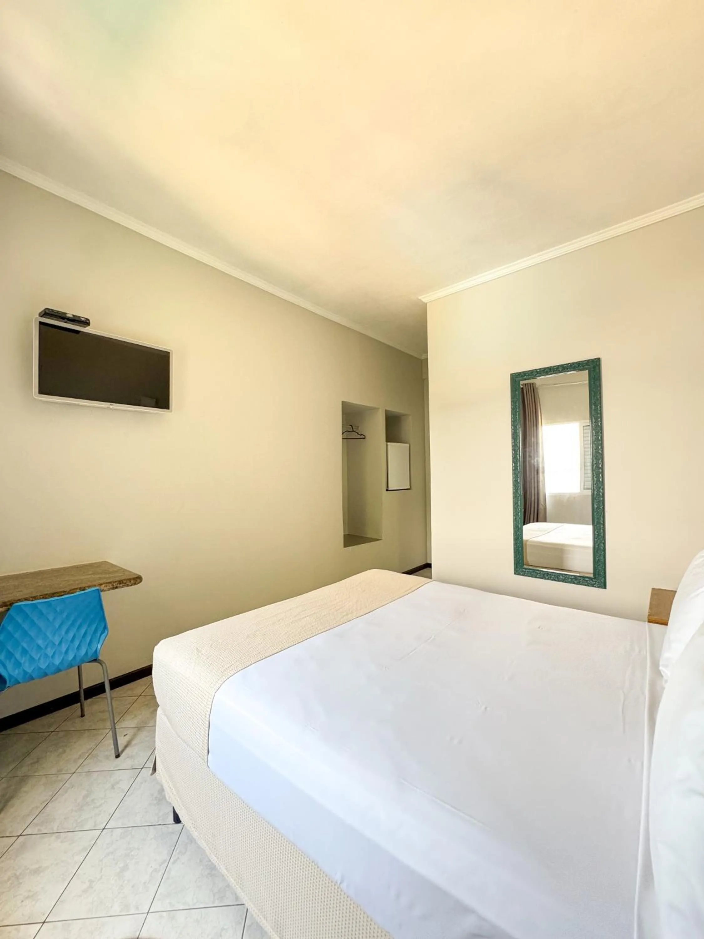 Bedroom, Bed in Ilha Porchat Hotel