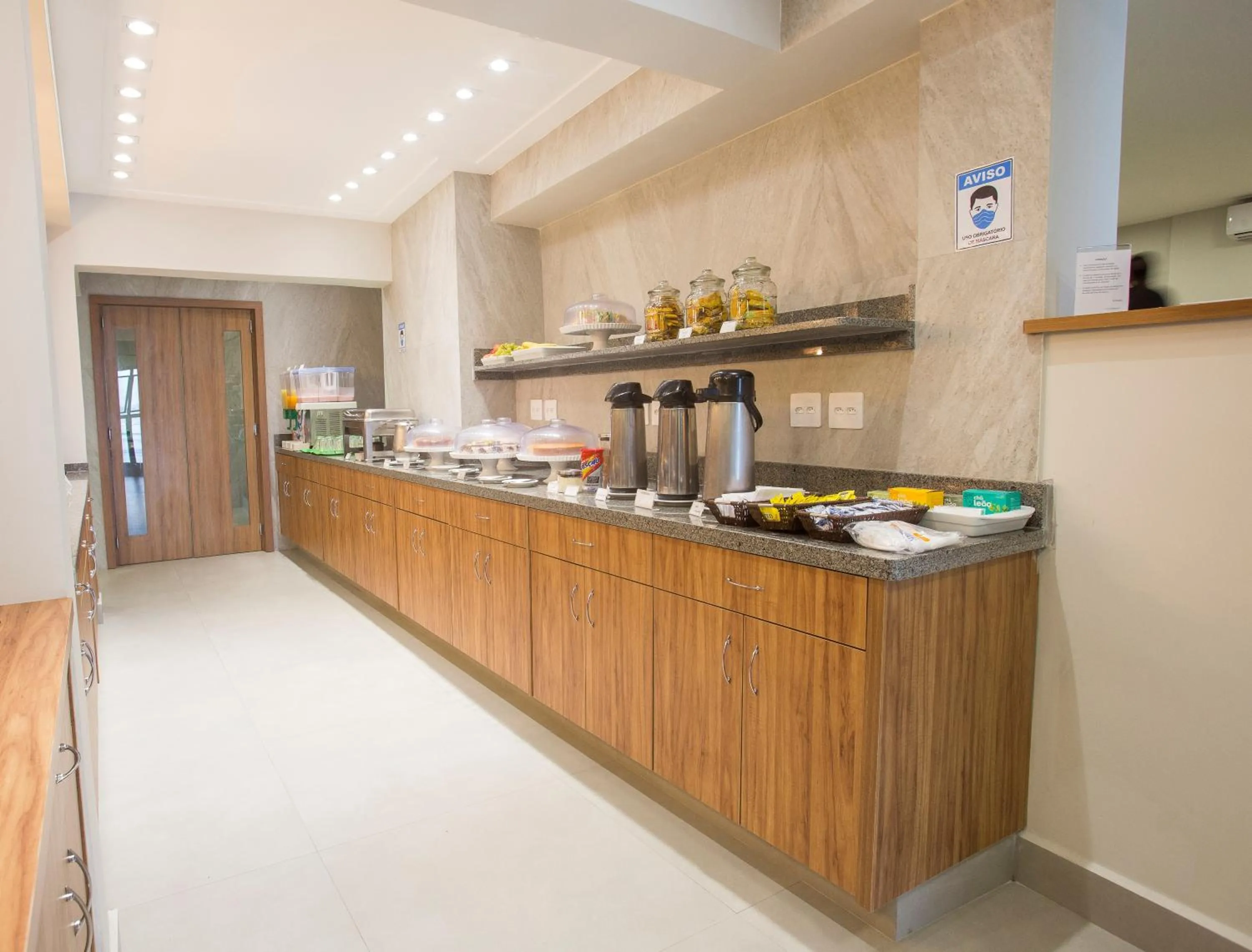Breakfast in Ilha Porchat Hotel