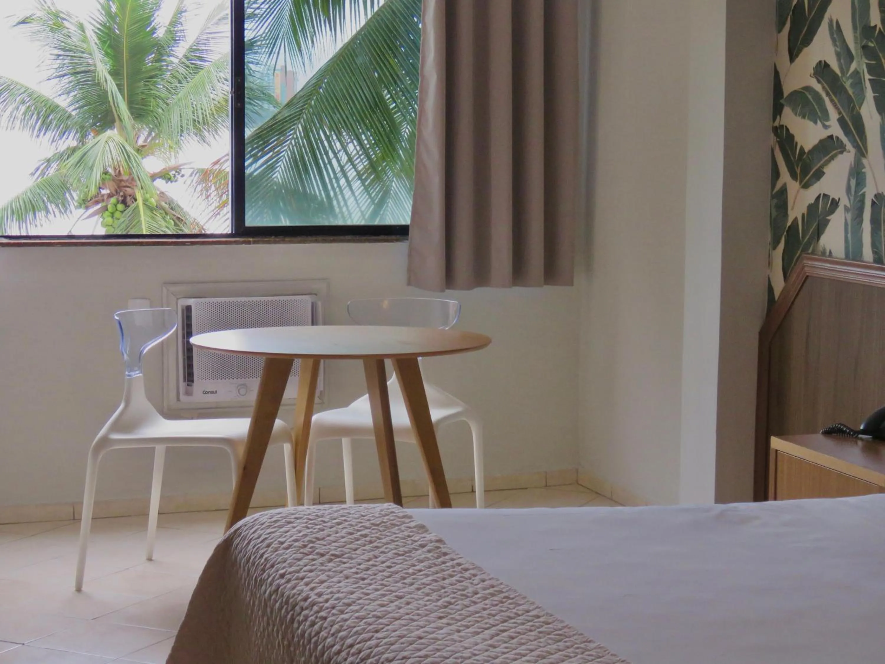 Bed in Ilha Porchat Hotel
