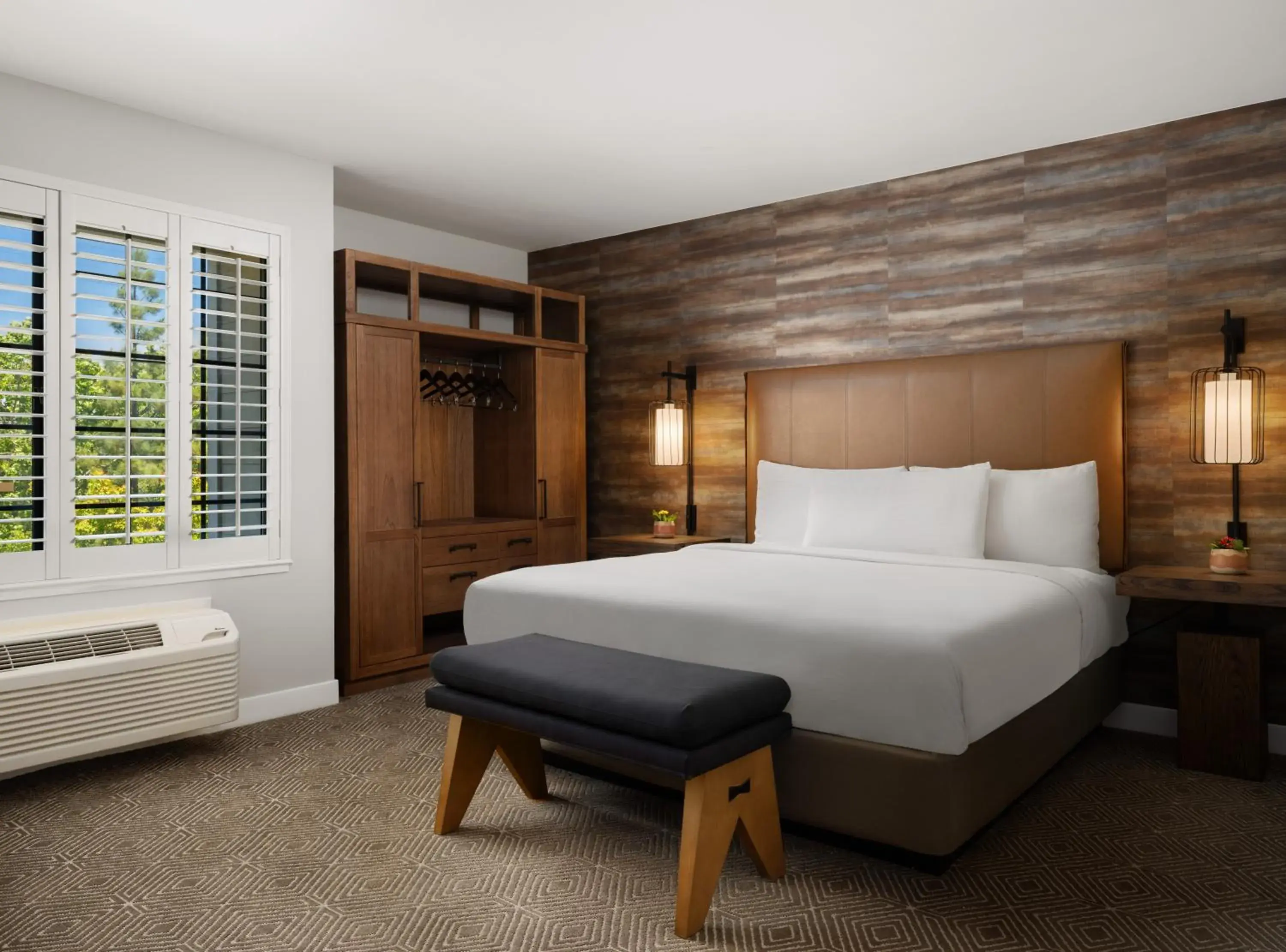 Bed in Napa Winery Inn Bed in Napa Winery Inn