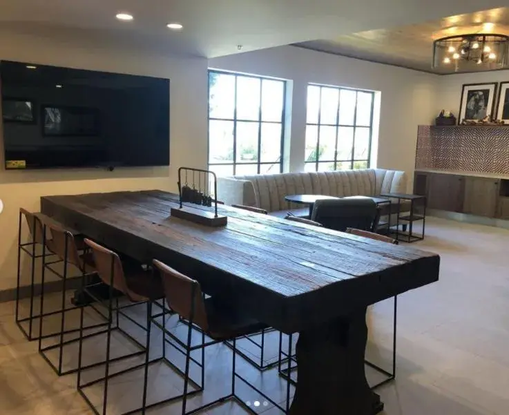 Breakfast in Napa Winery Inn Breakfast in Napa Winery Inn