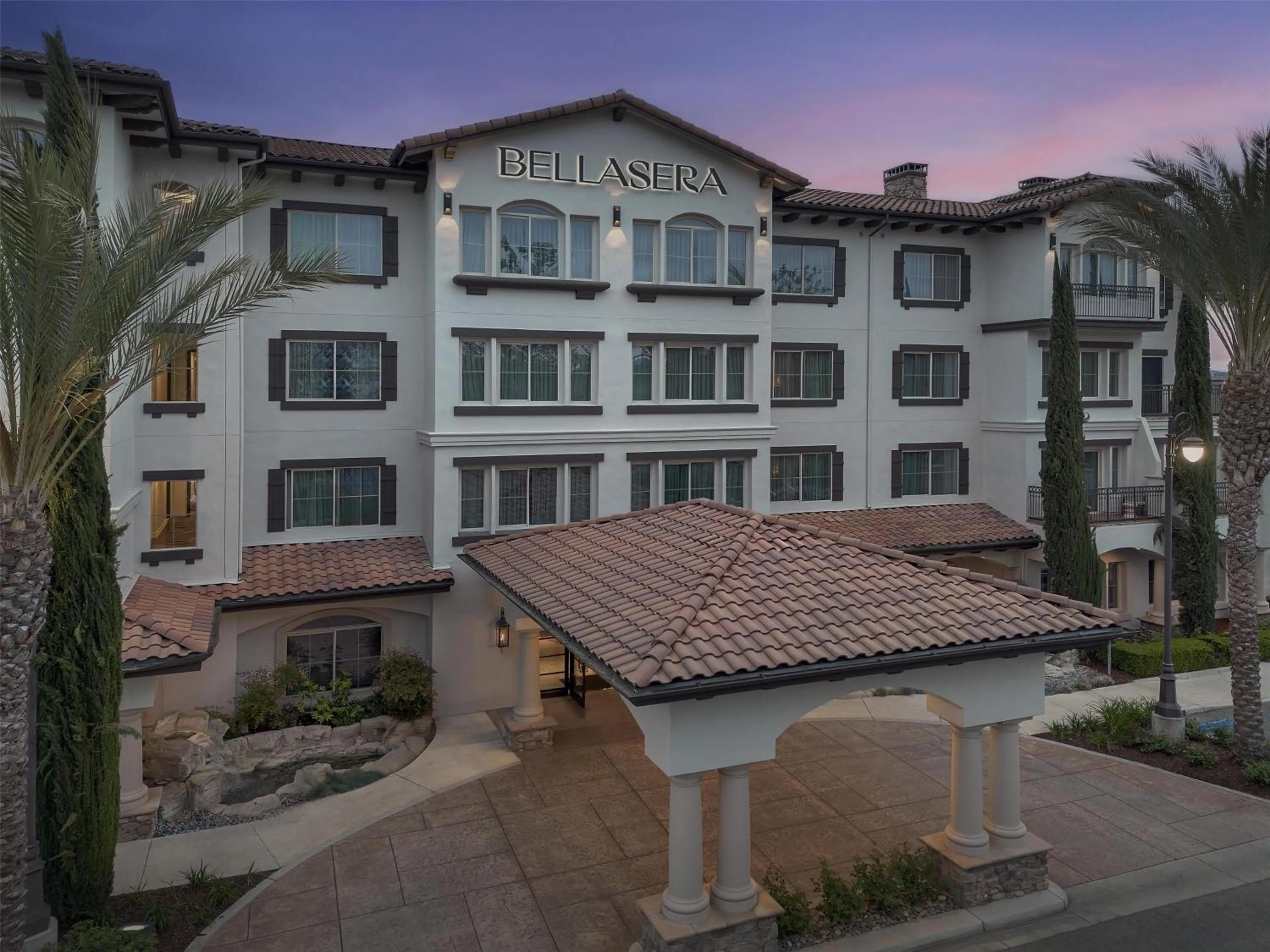 Property building in Bellasera Hotel & Suites Paso Robles, Tapestry by Hilton