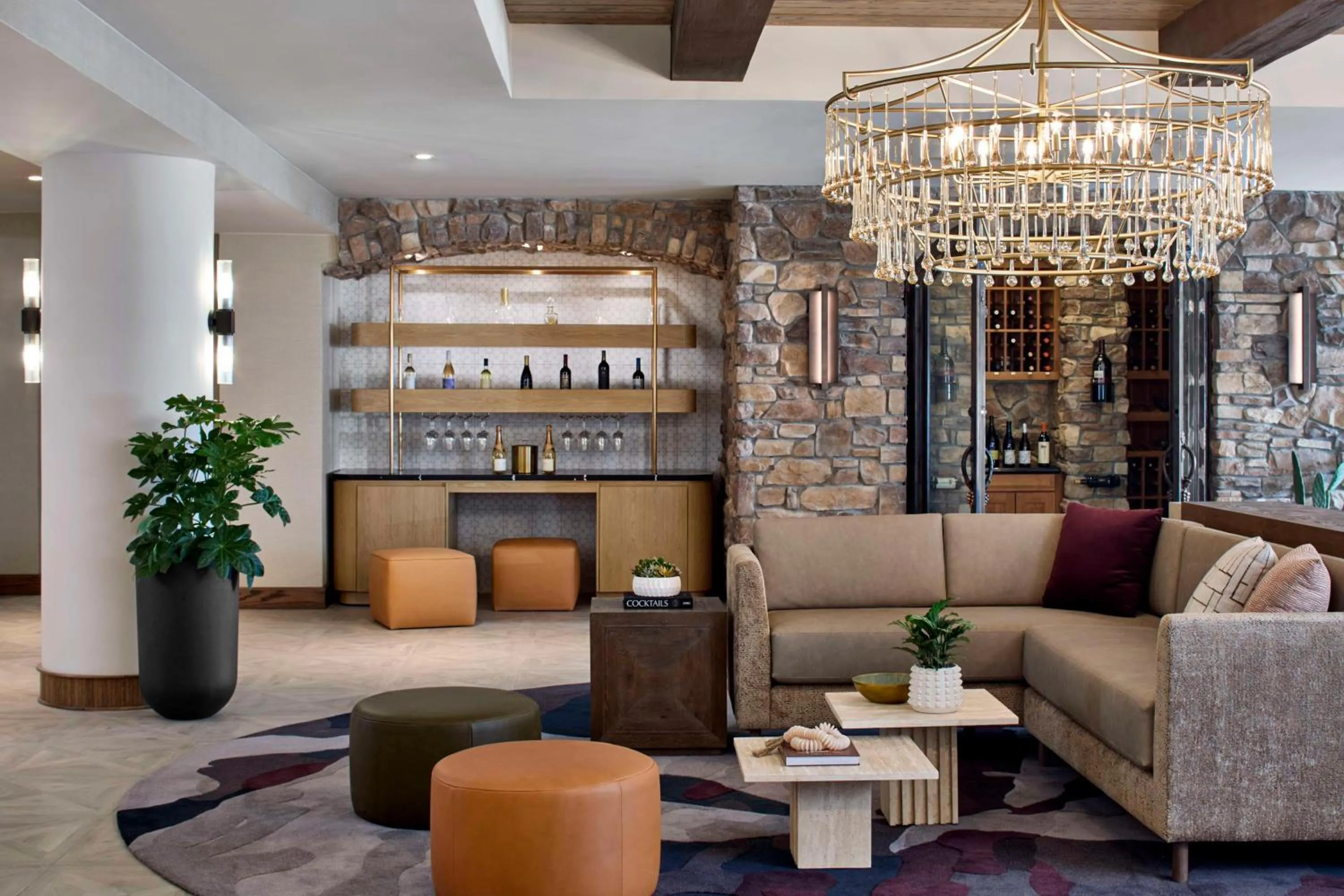 Lobby or reception in Bellasera Hotel & Suites Paso Robles, Tapestry by Hilton
