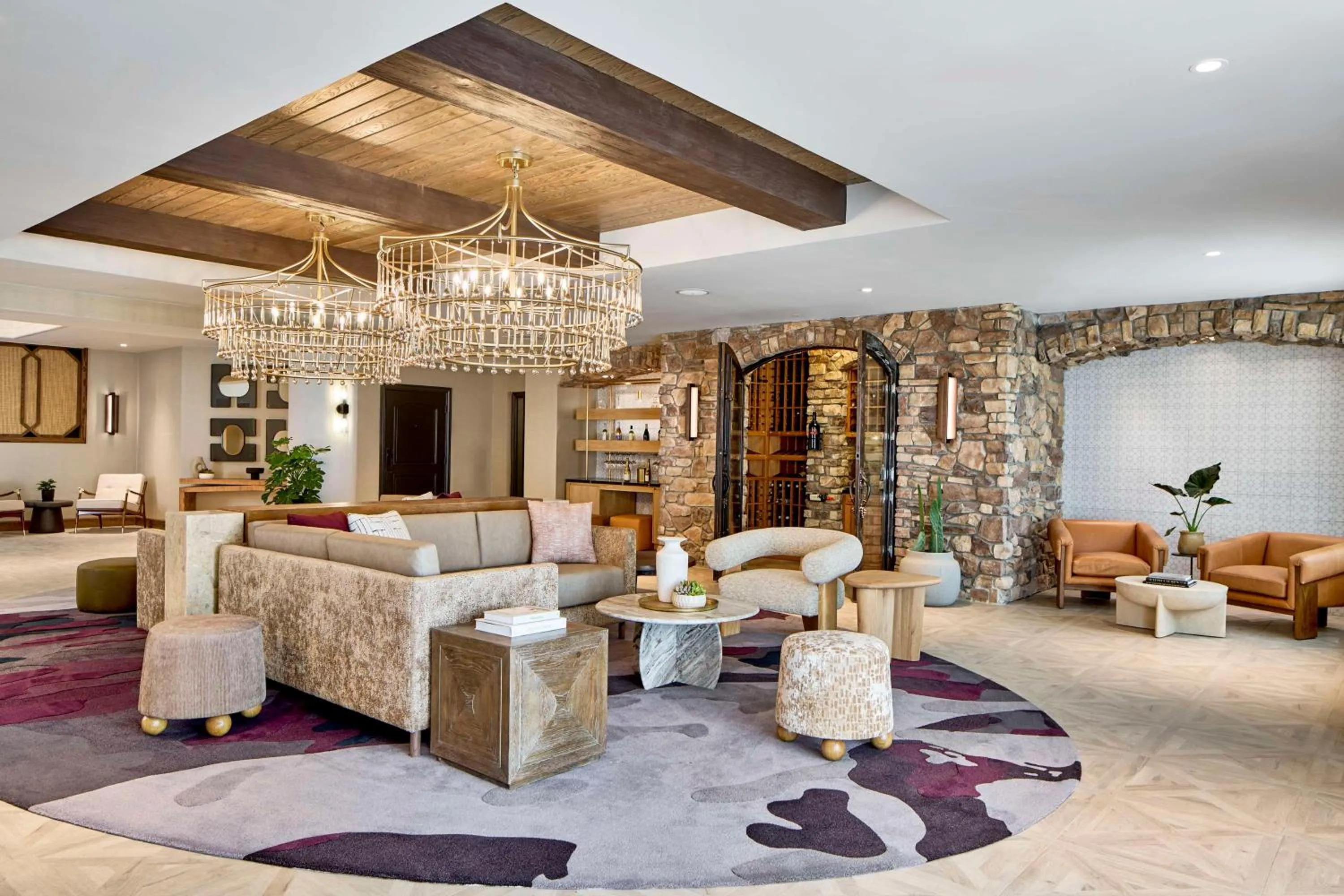 Lobby or reception in Bellasera Hotel & Suites Paso Robles, Tapestry by Hilton