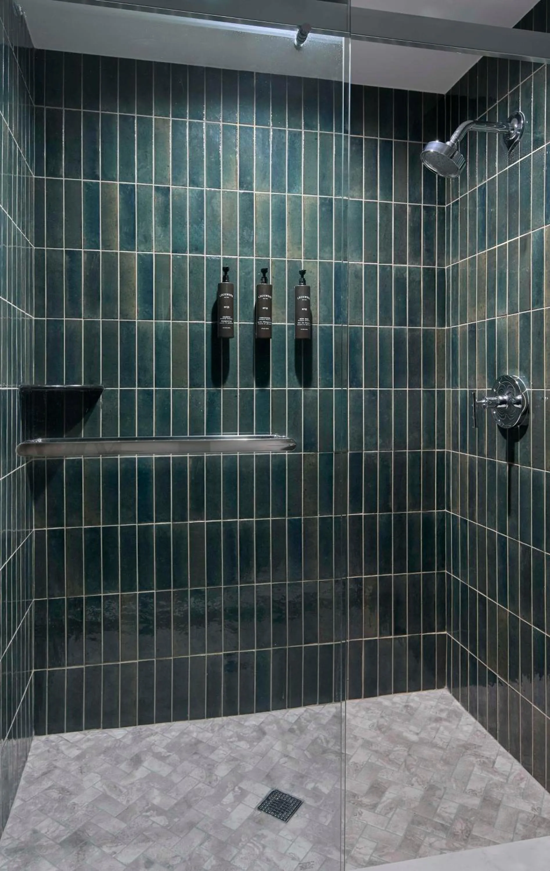 Bathroom in Bellasera Hotel & Suites Paso Robles, Tapestry by Hilton