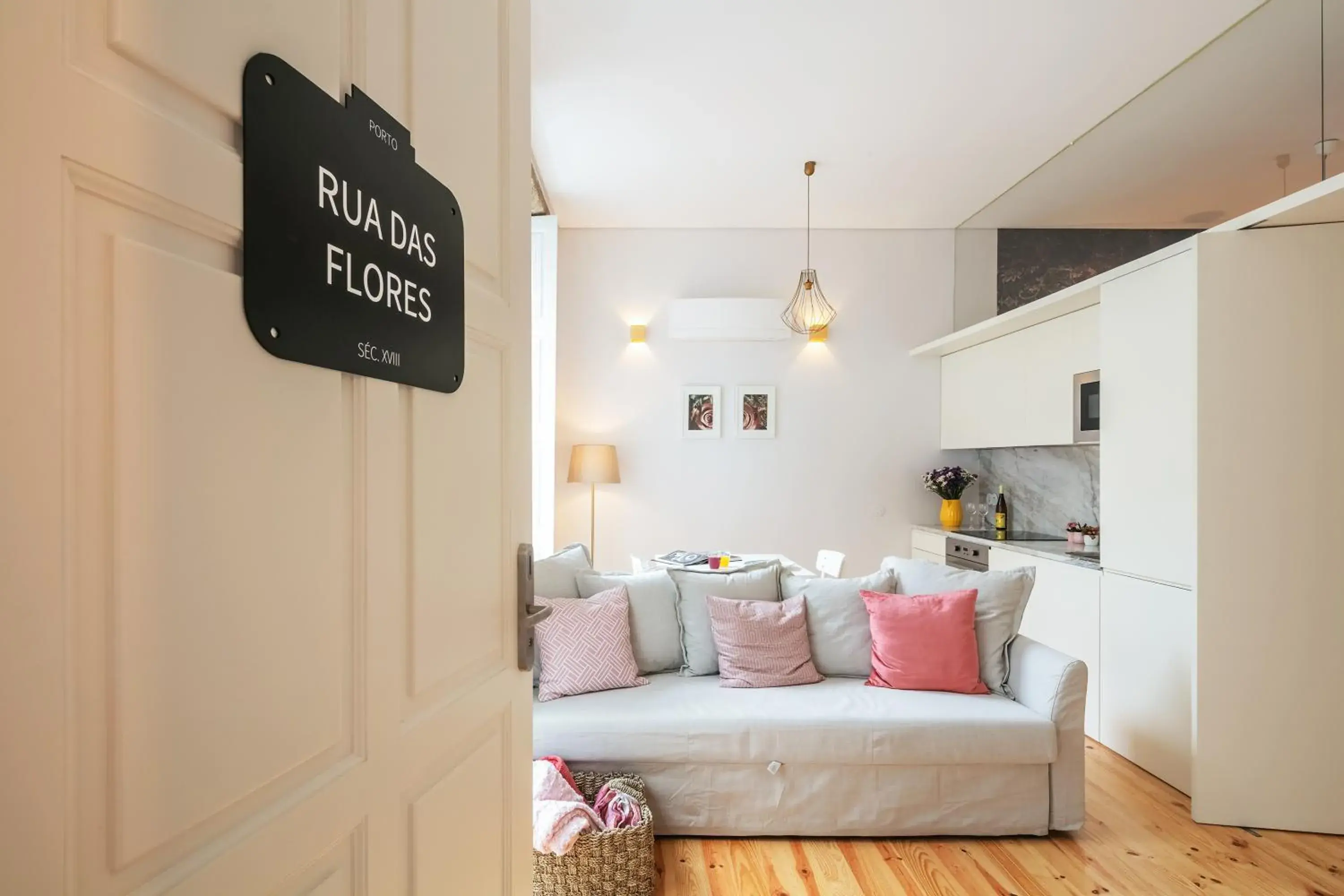Standard Apartment in Indulge Porto Flats Standard Apartment in Indulge Porto Flats