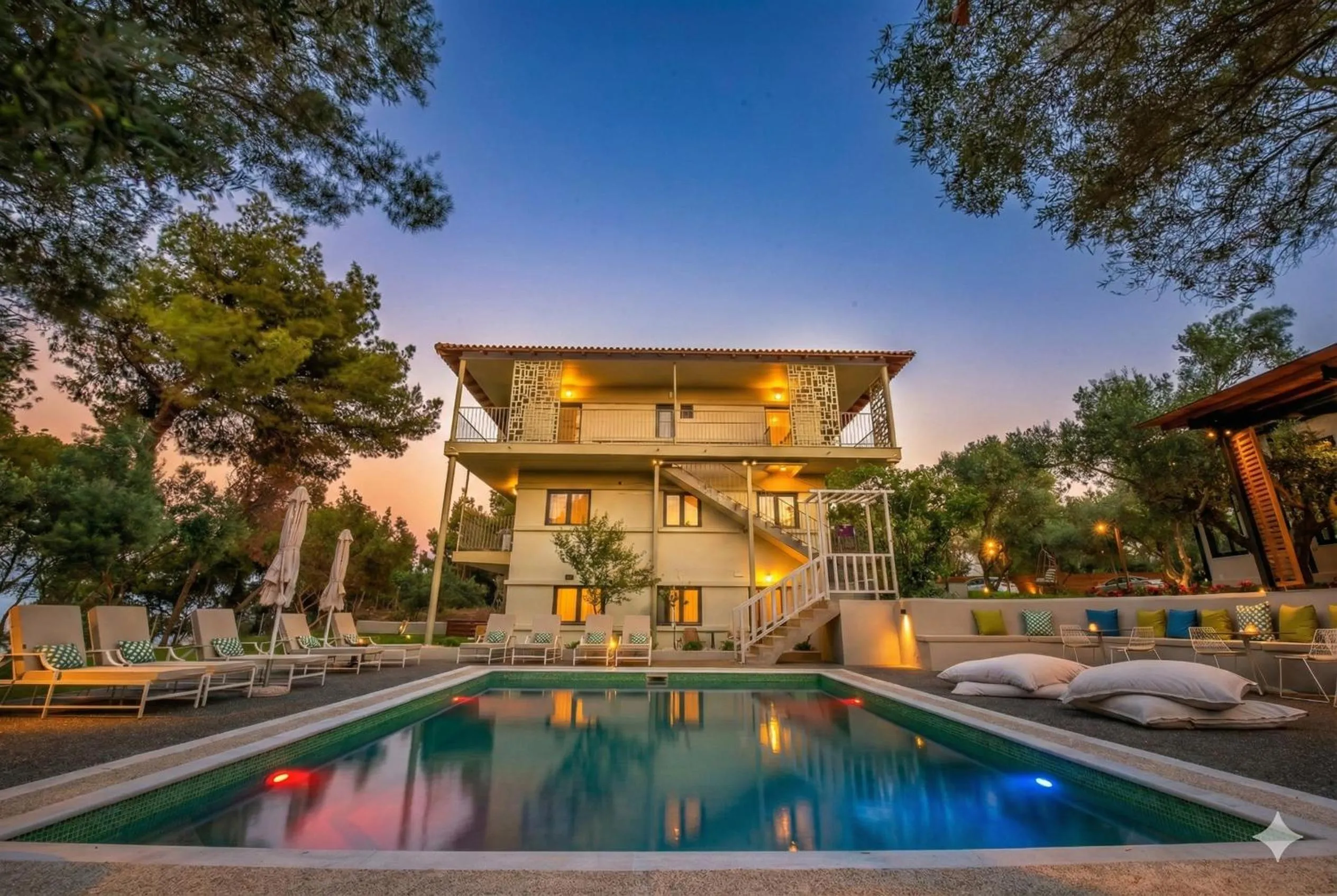 Property building in Elies 33 Bio Retreat