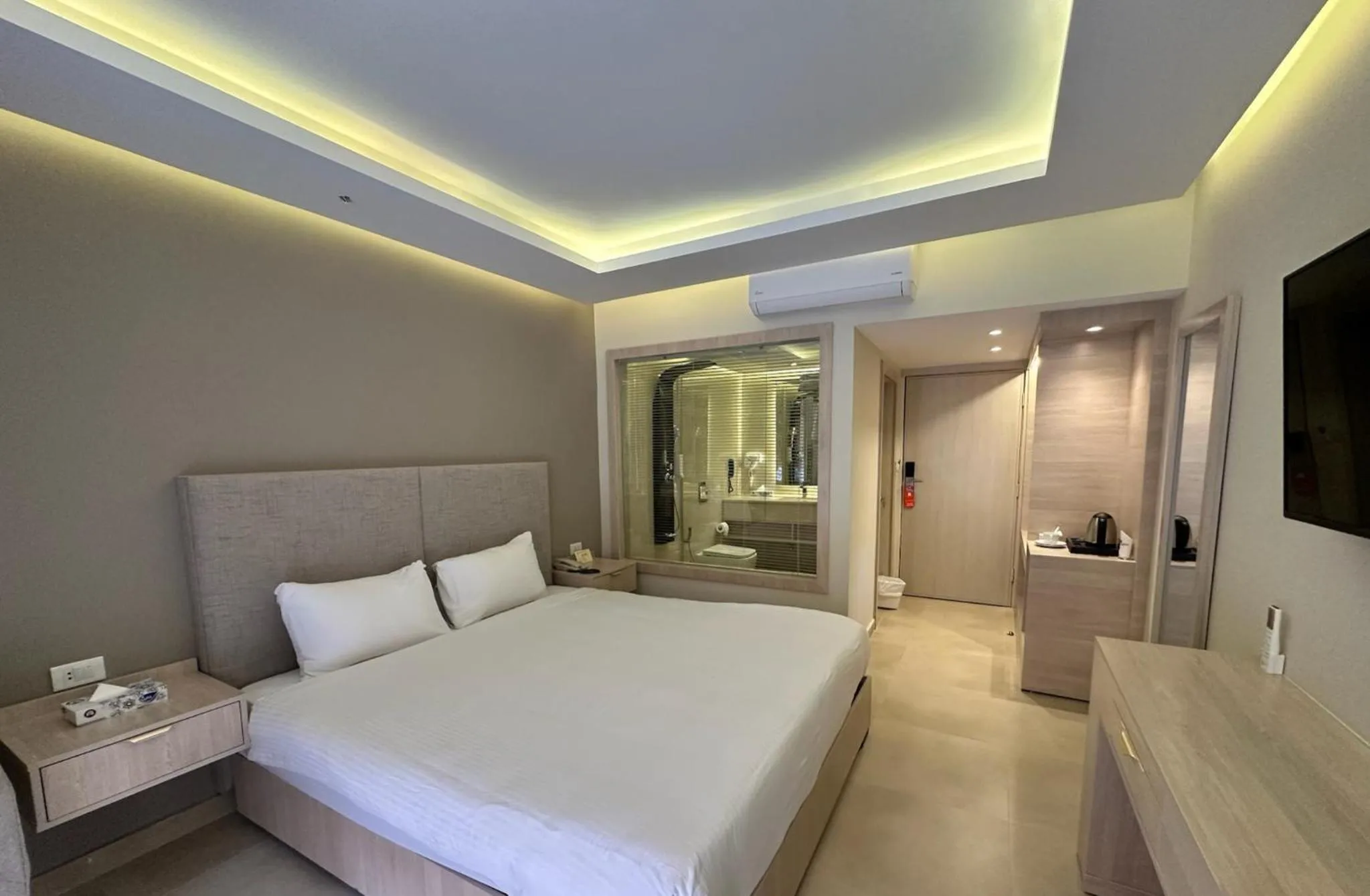 Superior Single Room - single occupancy in Petra Palace Hotel