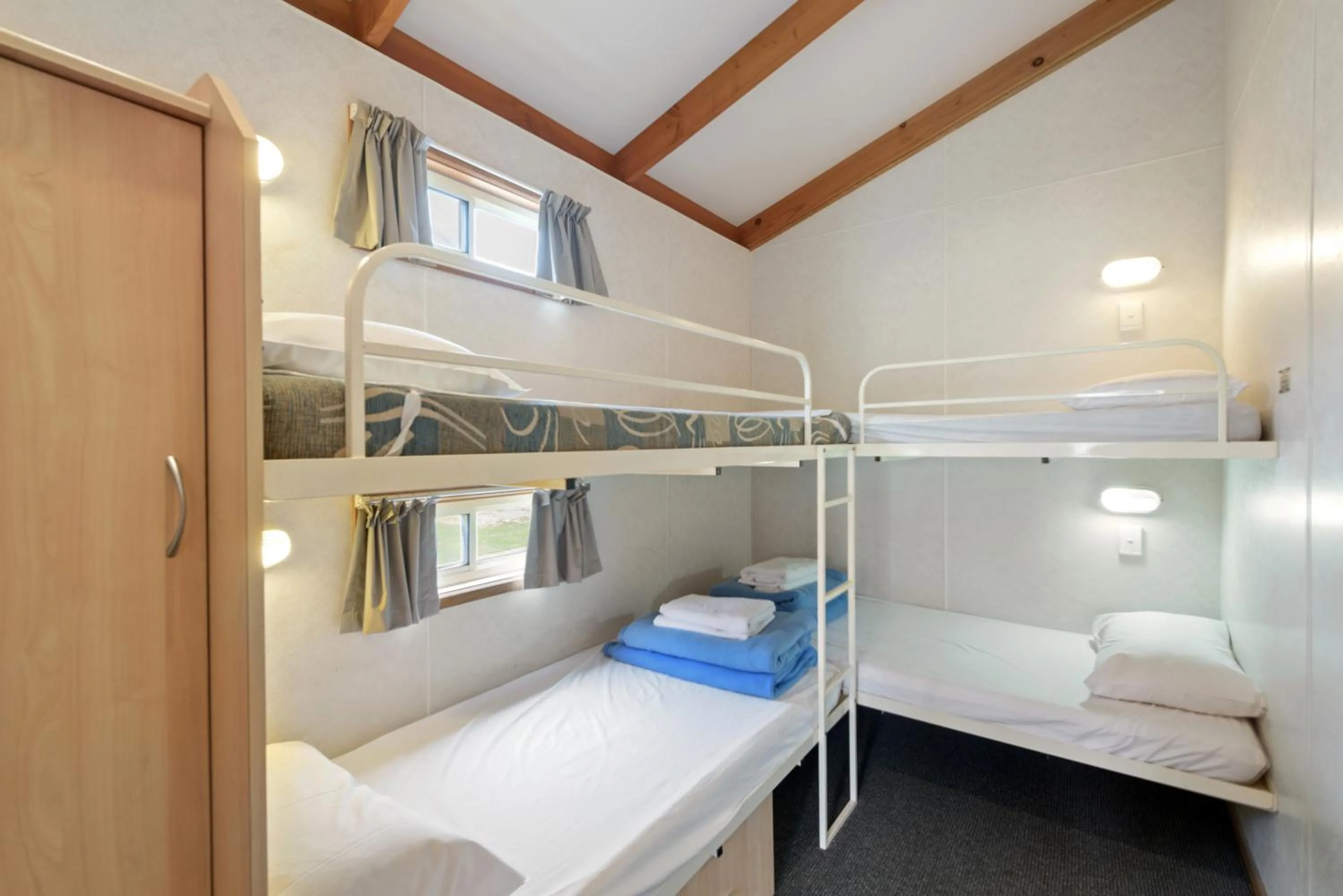 bunk bed, Bed in Discovery Parks - Robe