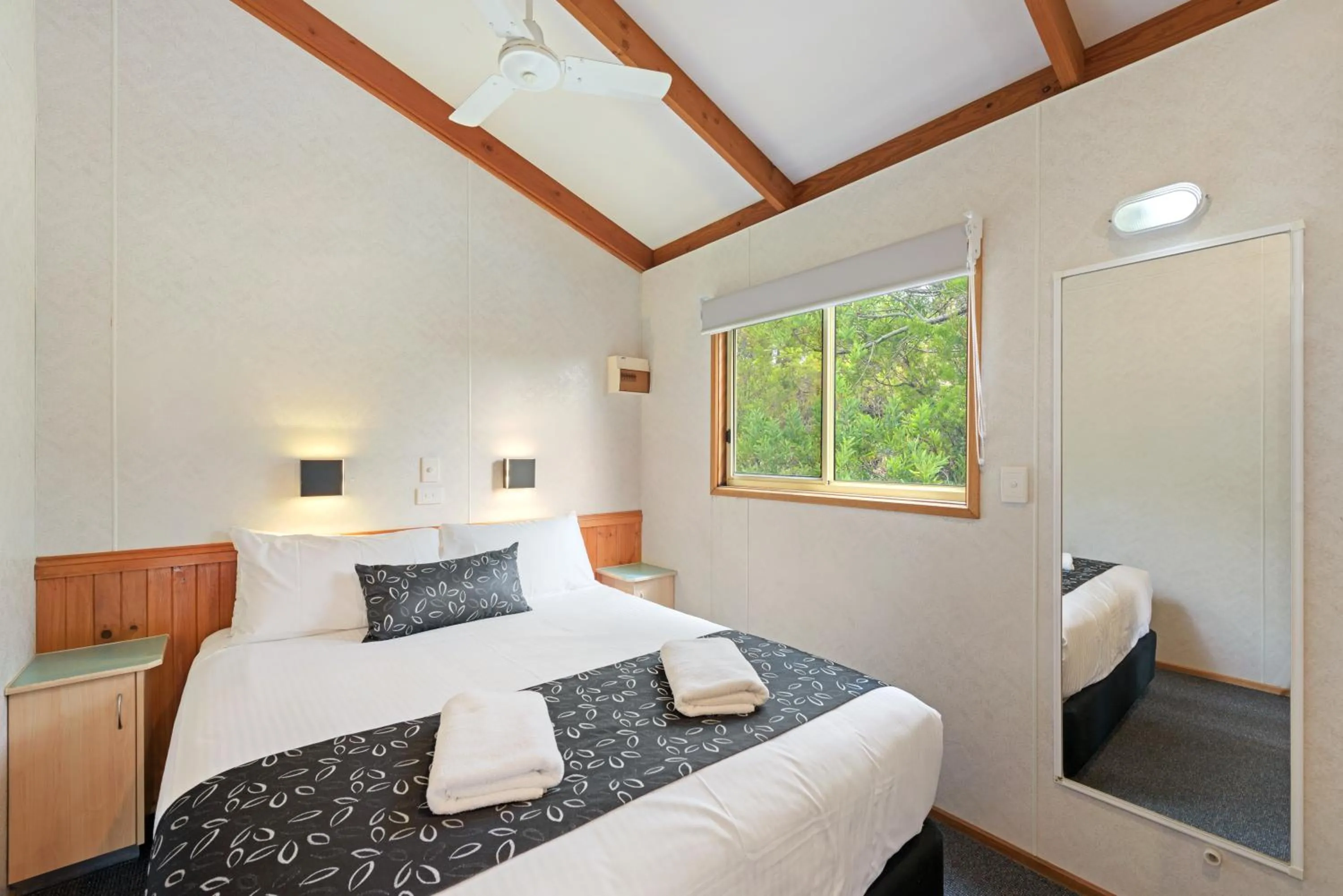 Bedroom, Bed in Discovery Parks - Robe