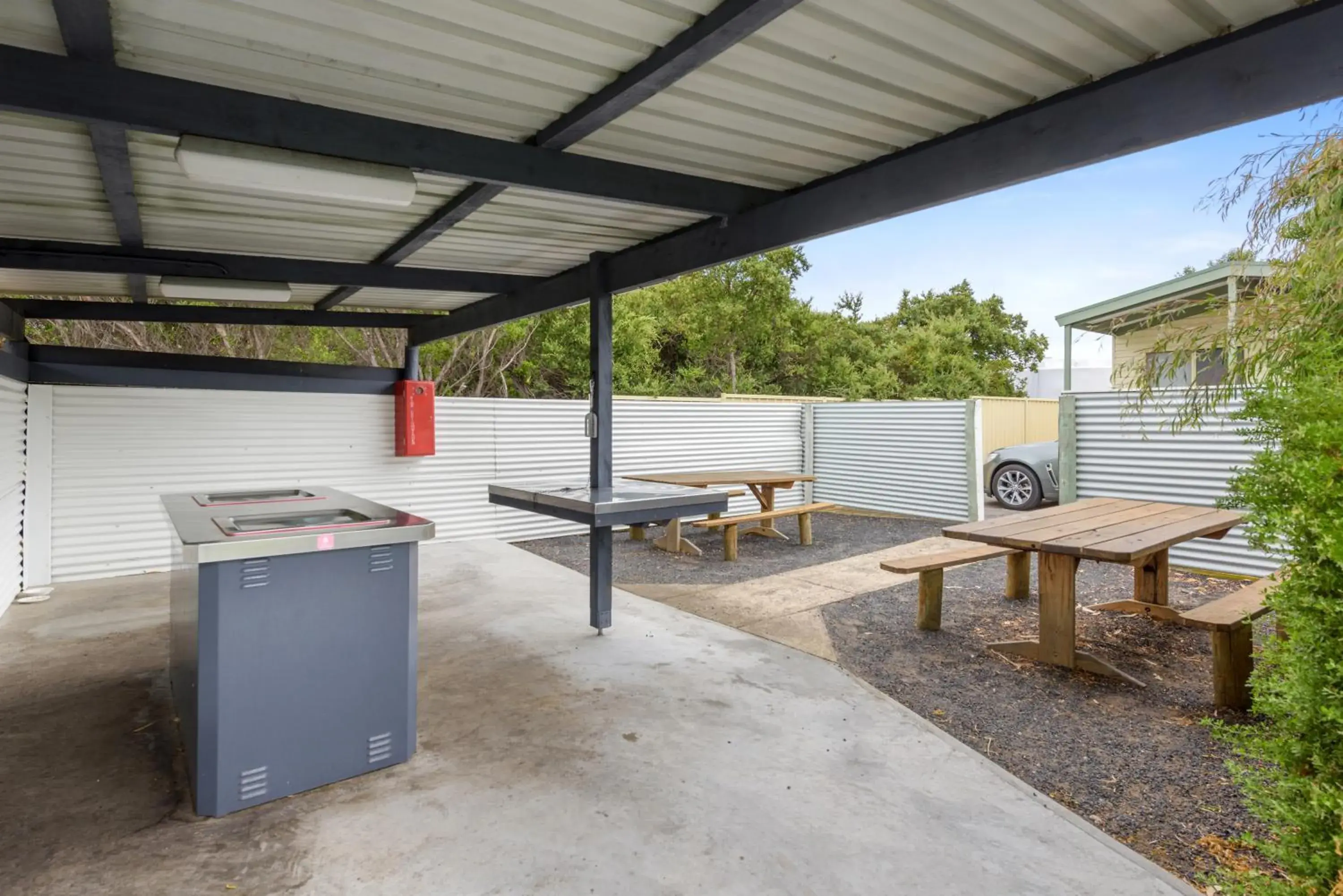 BBQ facilities in Discovery Parks - Robe BBQ facilities in Discovery Parks - Robe