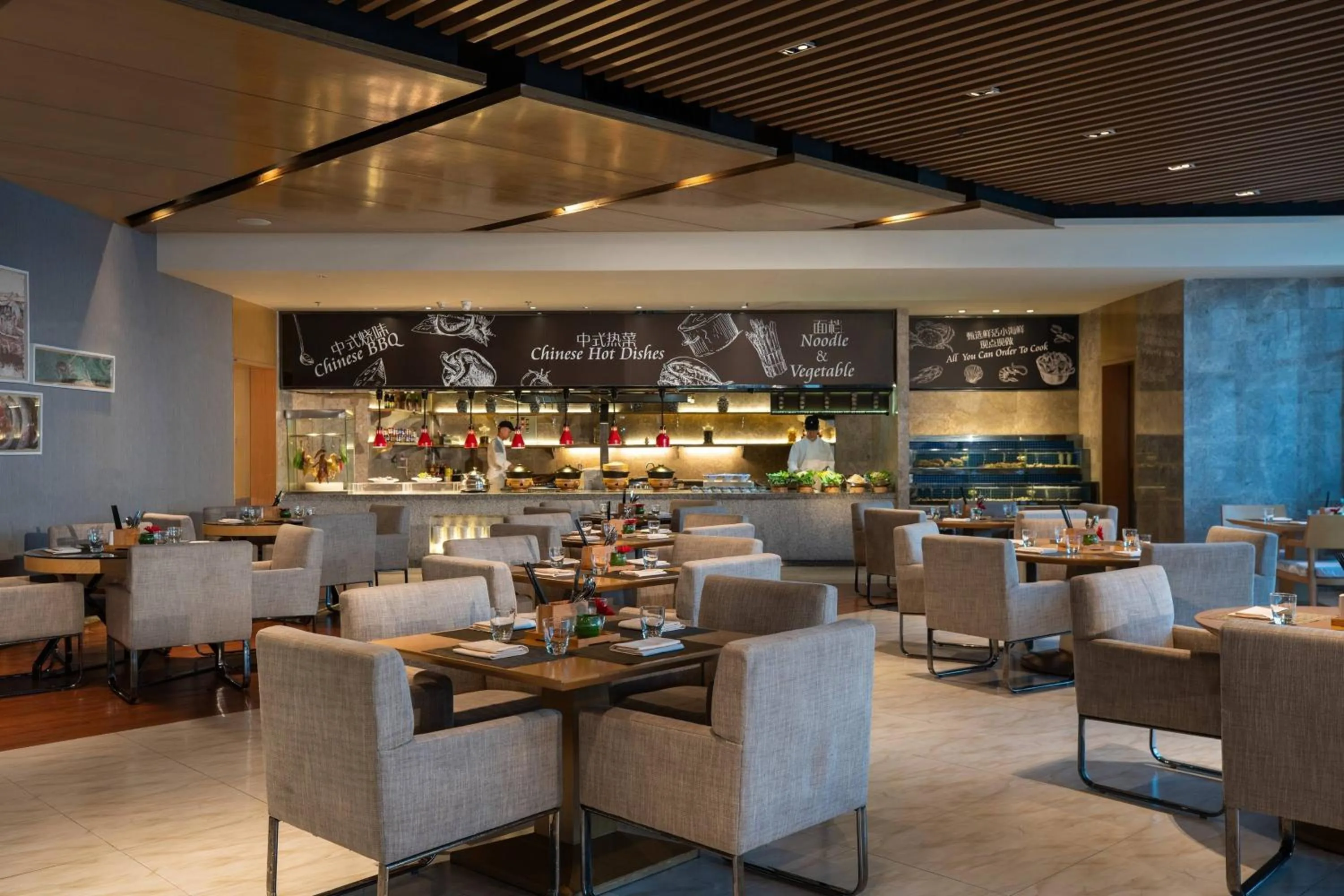 Restaurant/places to eat in Renaissance Huizhou Hotel