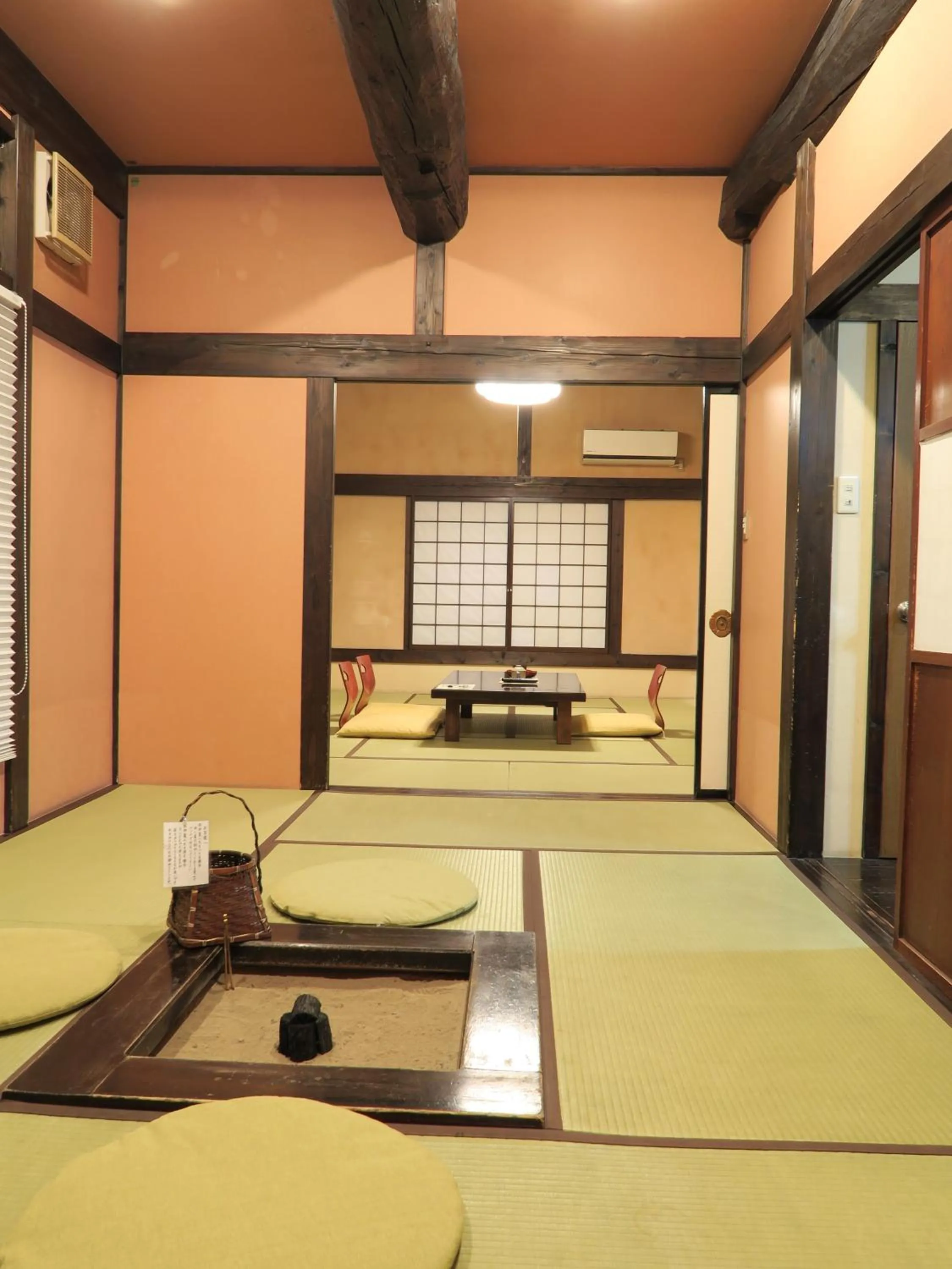 Photo of the whole room, Bed in Katsuragi no Sato