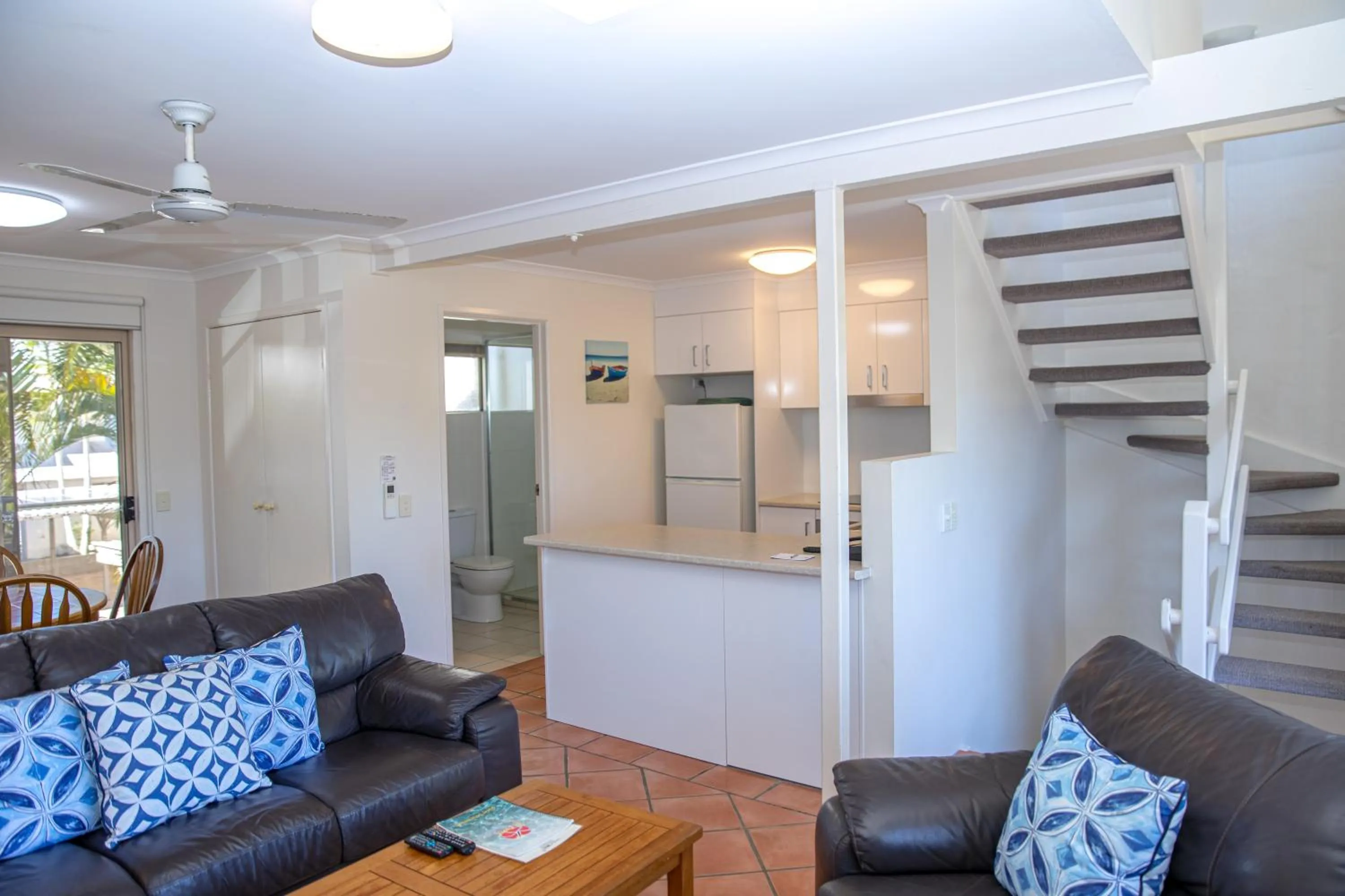 Kitchen or kitchenette in The Islander Noosa Resort