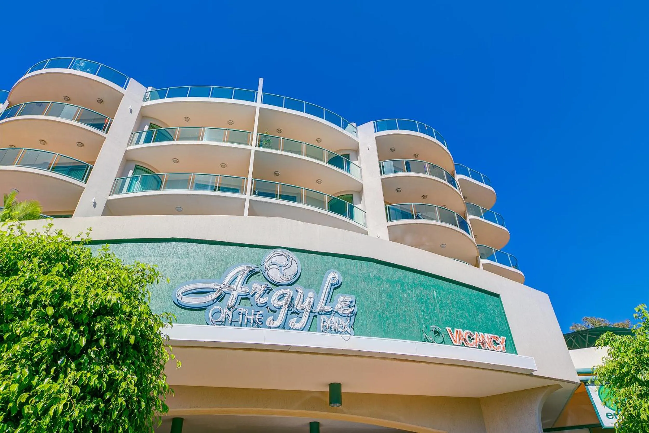 Facade/entrance in Argyle on the Park